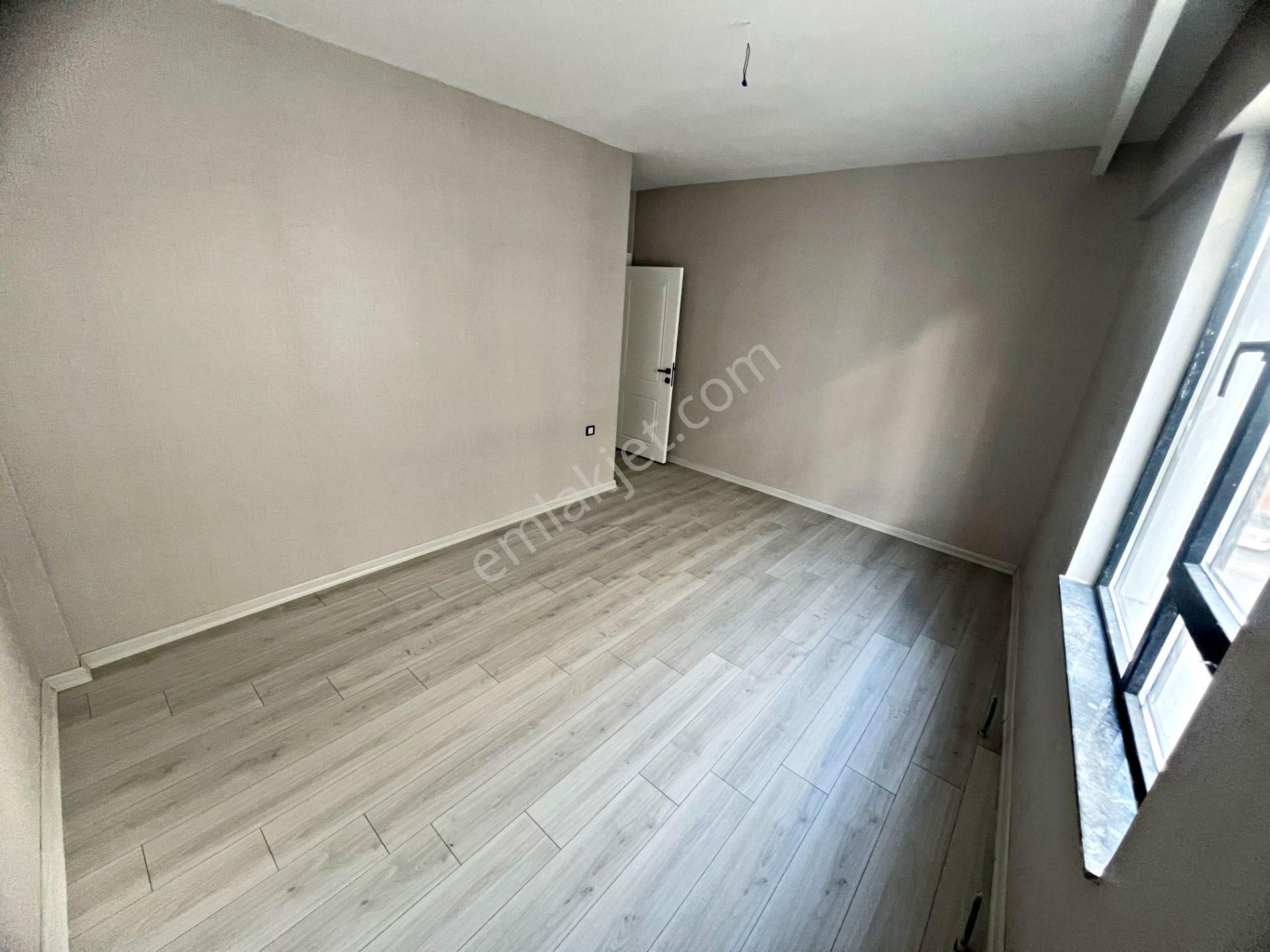 Sancaktepede Park Manzaralı Kırıkkaleliler Cadde Üzeri 3+1 Daire - Görsel 27