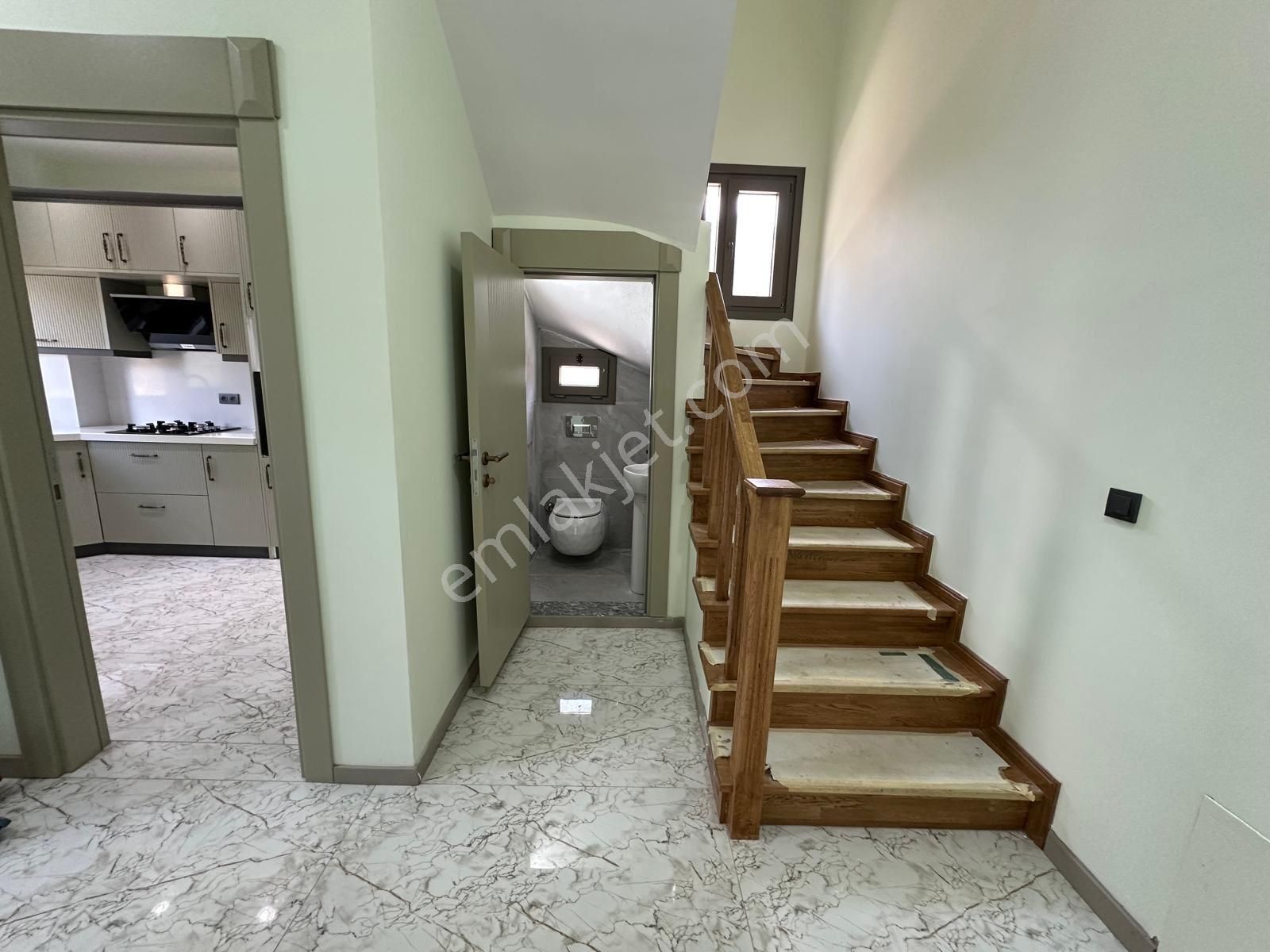 Zeytinli Merkezi Konumda 3+1 Satılık Yazlık Muhteşem Villa - Görsel 9