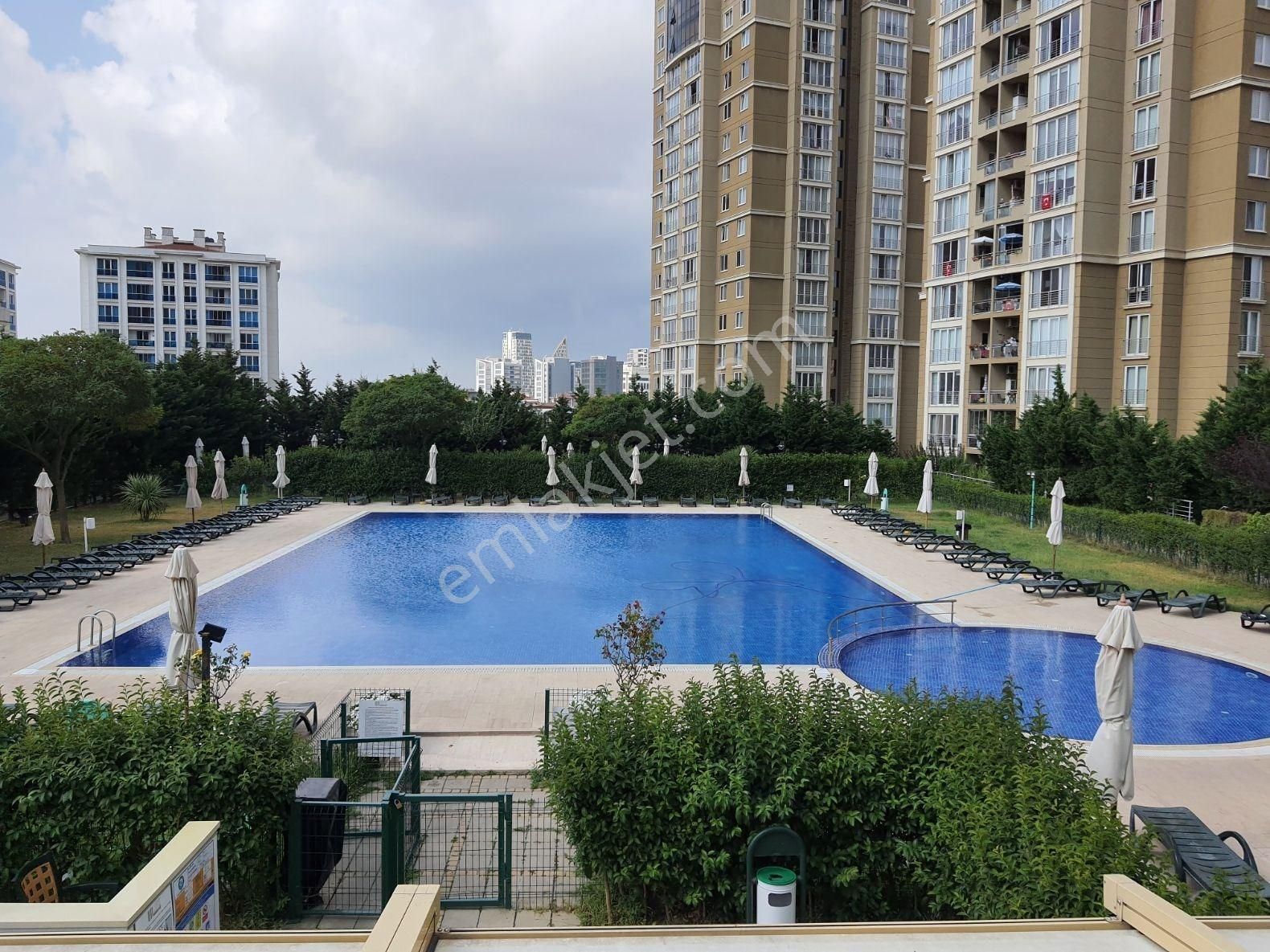 Kartal Uplife Park'ta Güney Cephe Bahçe & Havuz Manzaralı Full Eşyalı Kiralık 1+1 Daire - Görsel 20