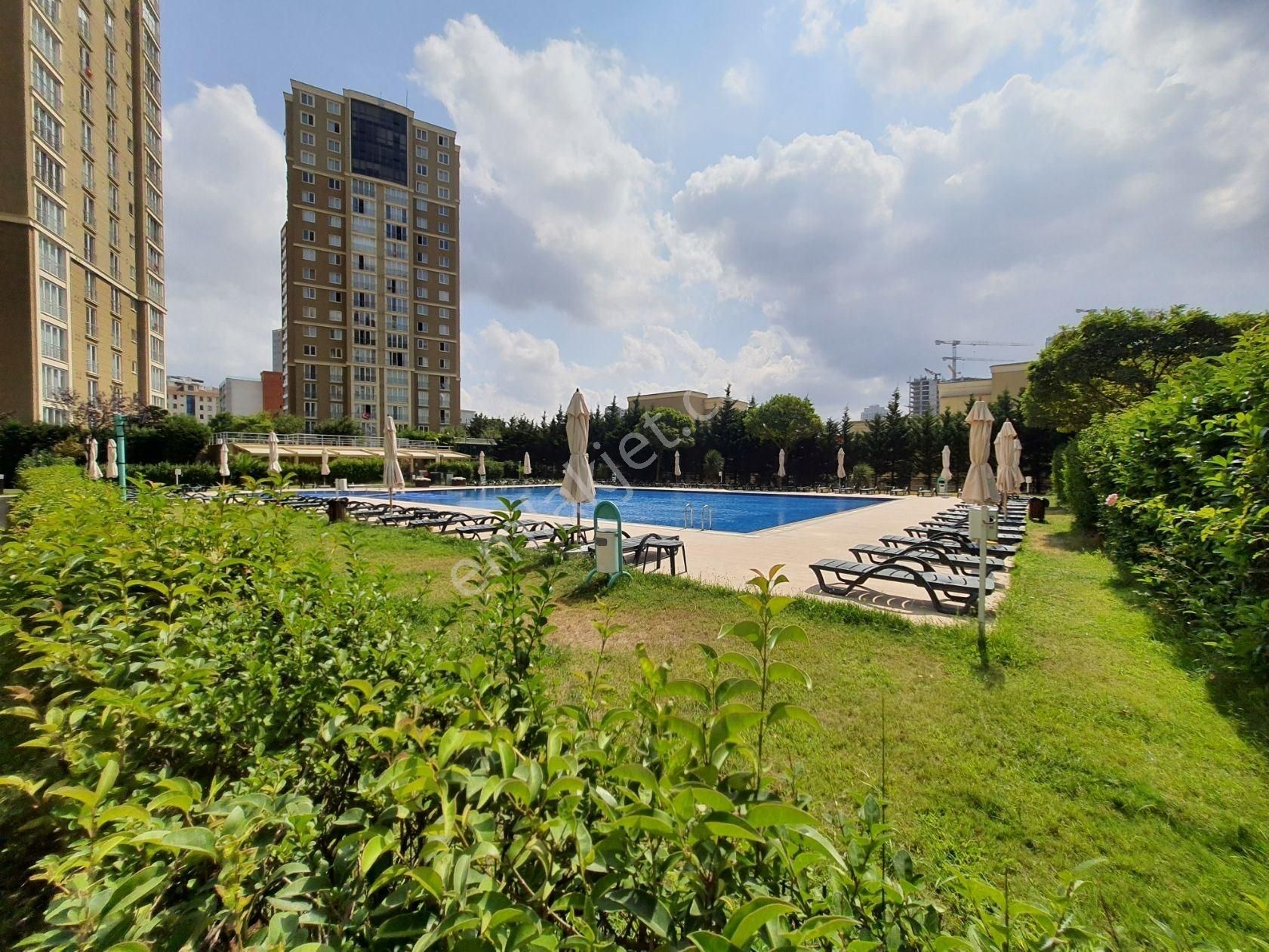 Kartal Uplife Park'ta Güney Cephe Bahçe & Havuz Manzaralı Full Eşyalı Kiralık 1+1 Daire - Görsel 22