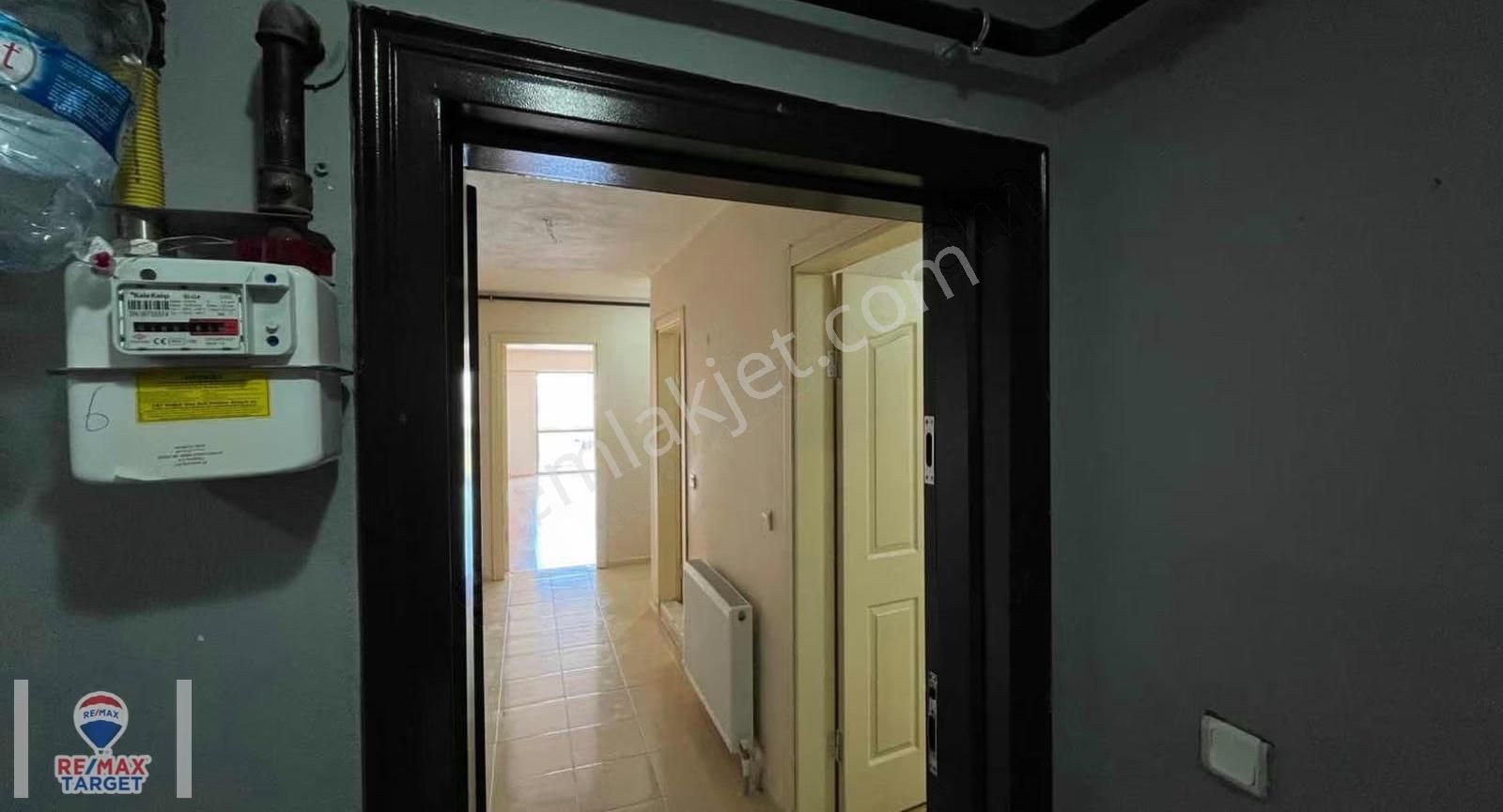 Torbalı Ayrancılar Opet Karşısı 3+1 Ara Kat Kiralık