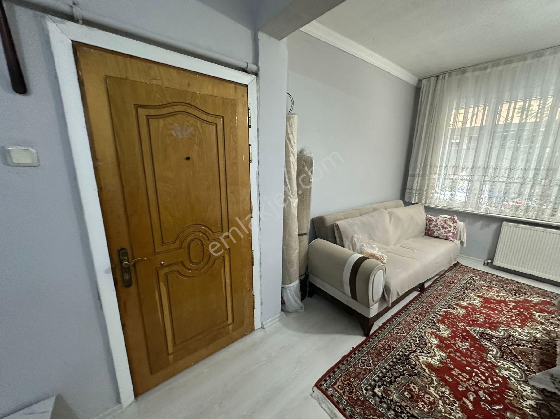 Istanbul Esenler Menderes Mahallesi 1+1 Satılık Temiz Daire - Görsel 7