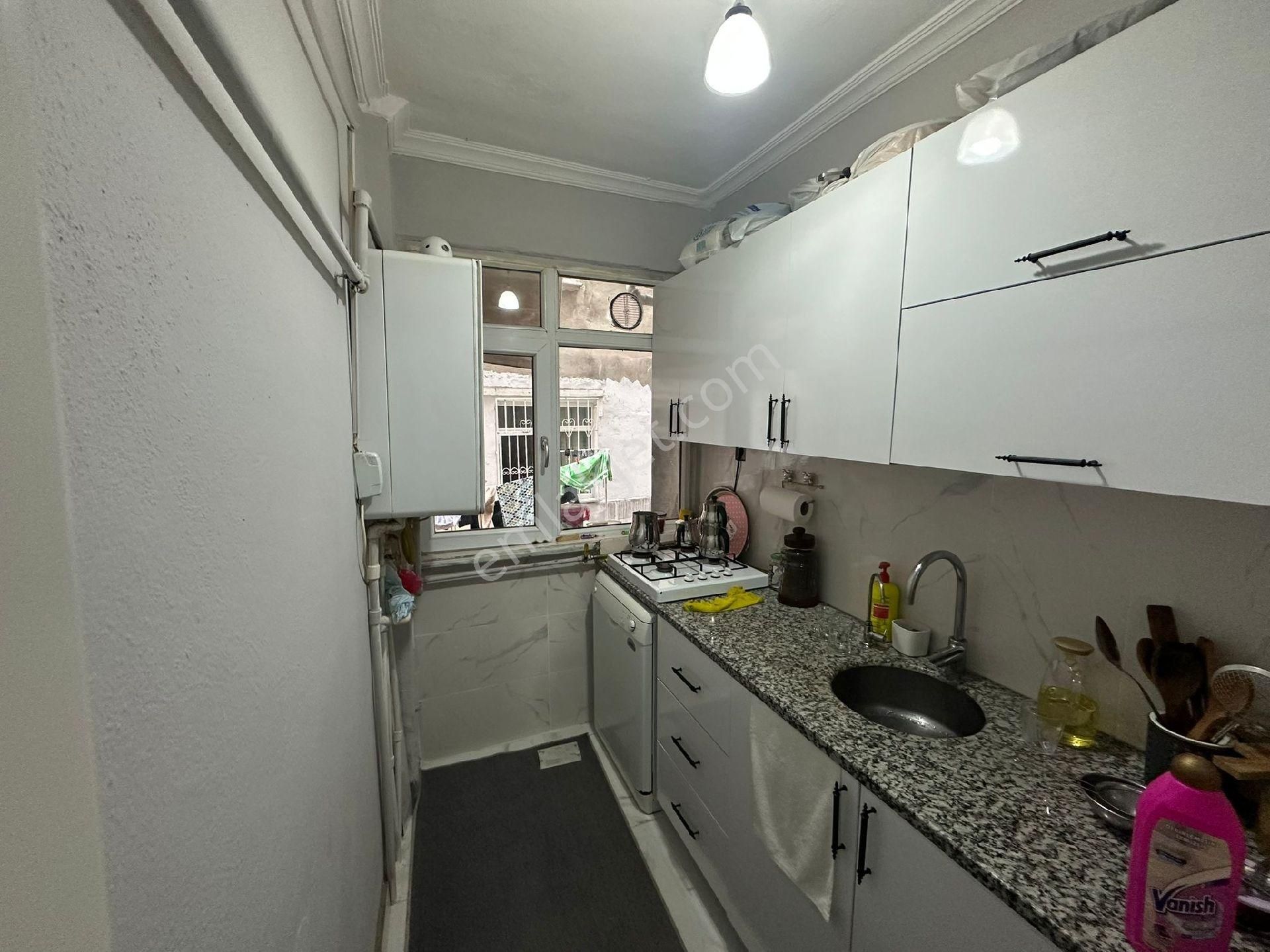 Istanbul Esenler Menderes Mahallesi 1+1 Satılık Temiz Daire - Görsel 12