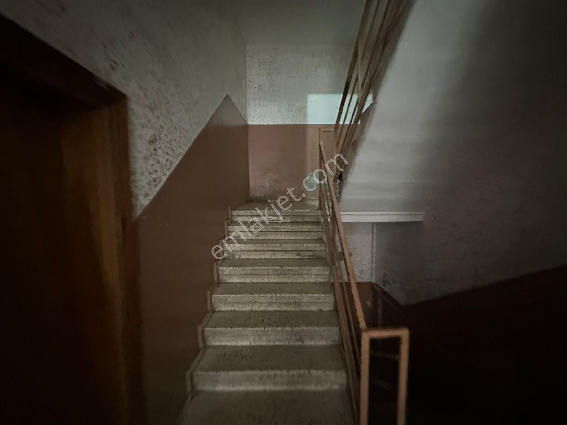 Istanbul Esenler Menderes Mahallesi 1+1 Satılık Temiz Daire - Görsel 19