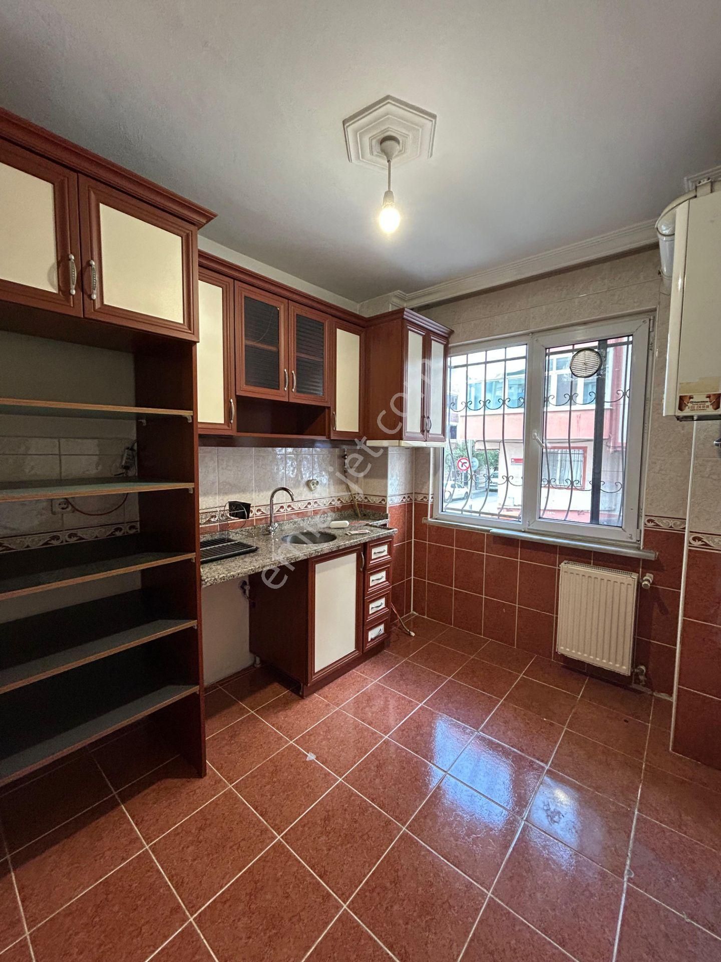 Namık Kemal Mahallesinde 2+1 Kiralık Yüksek Giriş - Görsel 5