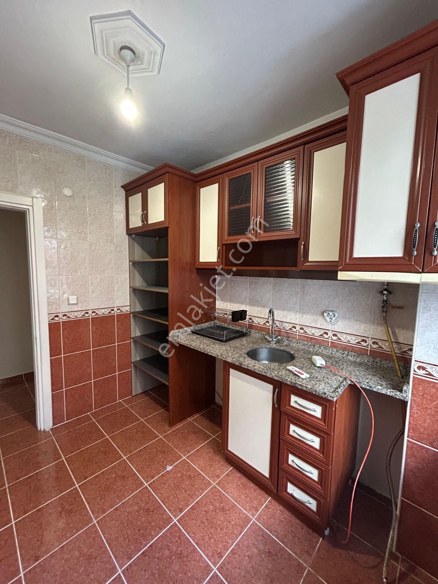 Namık Kemal Mahallesinde 2+1 Kiralık Yüksek Giriş - Görsel 7