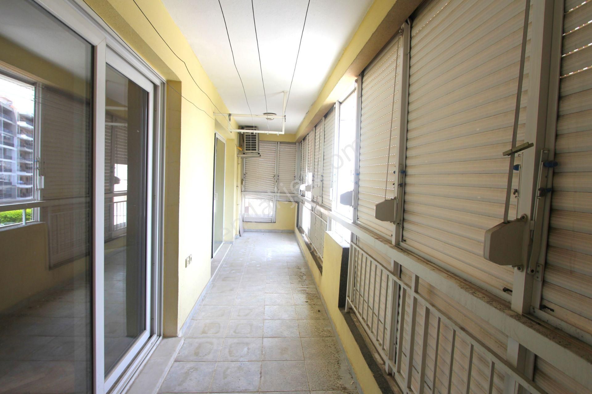 Atakent Yalı Mahallesinden Asansörlü Satılık 3+1 Daire - Görsel 18