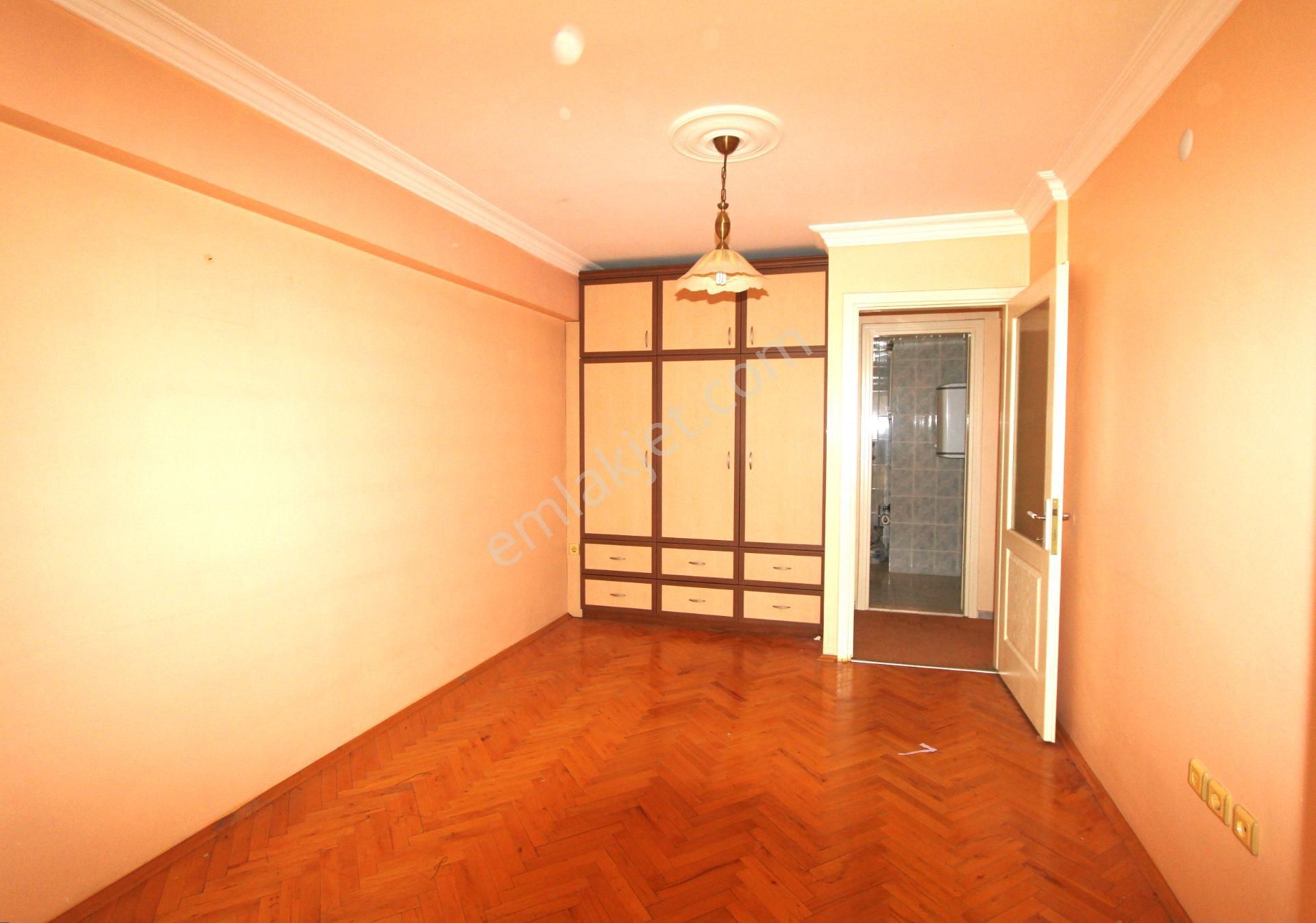 Atakent Yalı Mahallesinden Asansörlü Satılık 3+1 Daire - Görsel 23