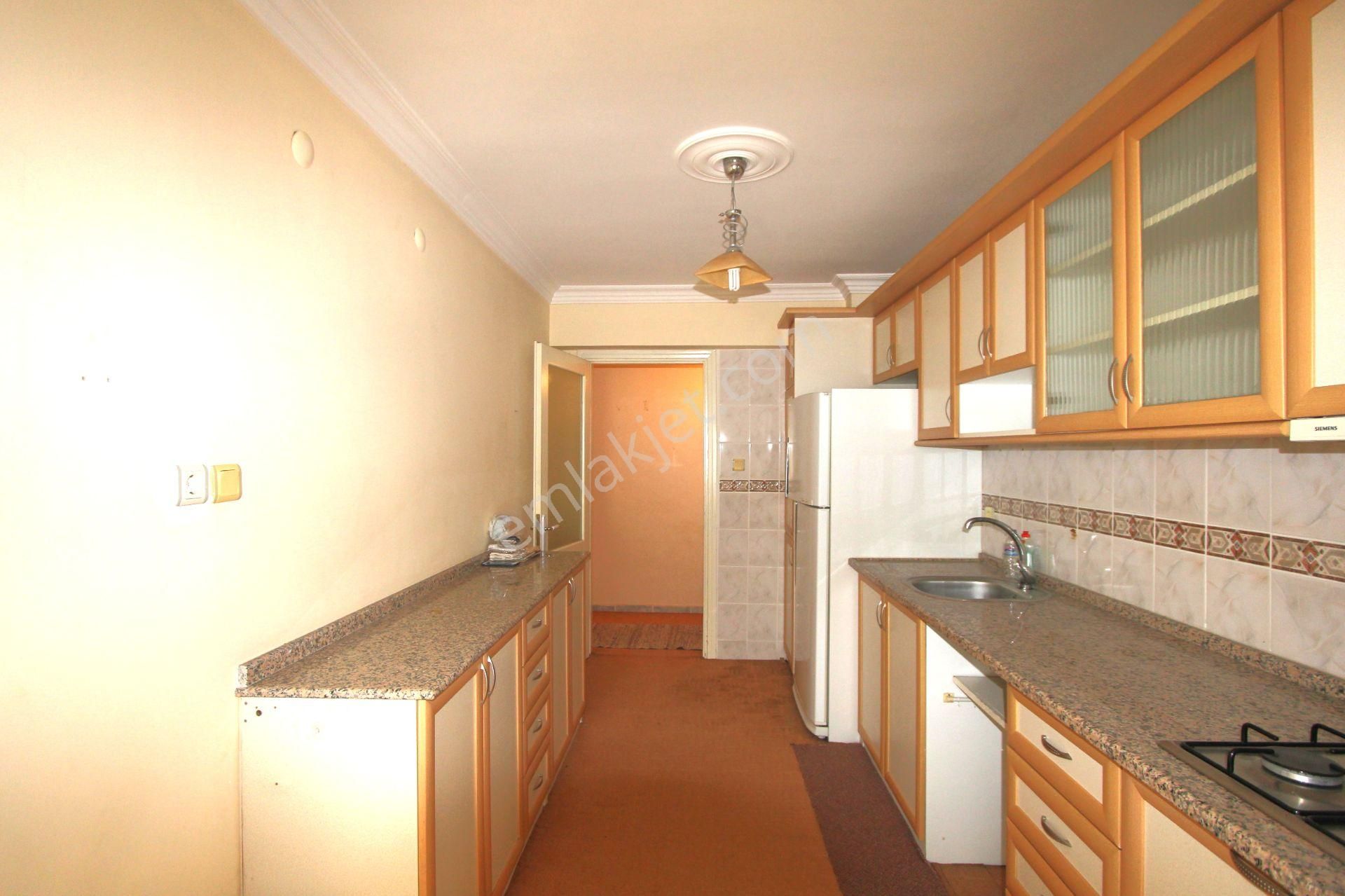 Atakent Yalı Mahallesinden Asansörlü Satılık 3+1 Daire - Görsel 6