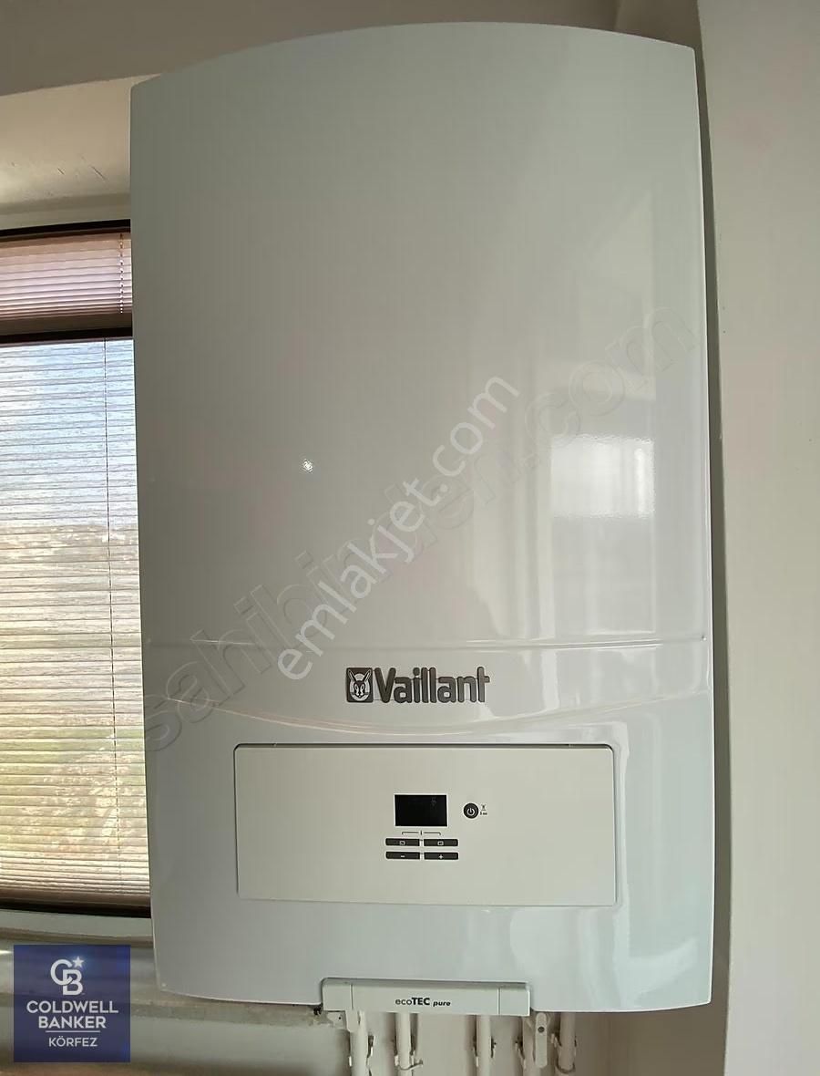 Edremit'te 110 M2, Doğalgazlı, Asansörlü, Ayrı Mutfaklı Daire - Görsel 8