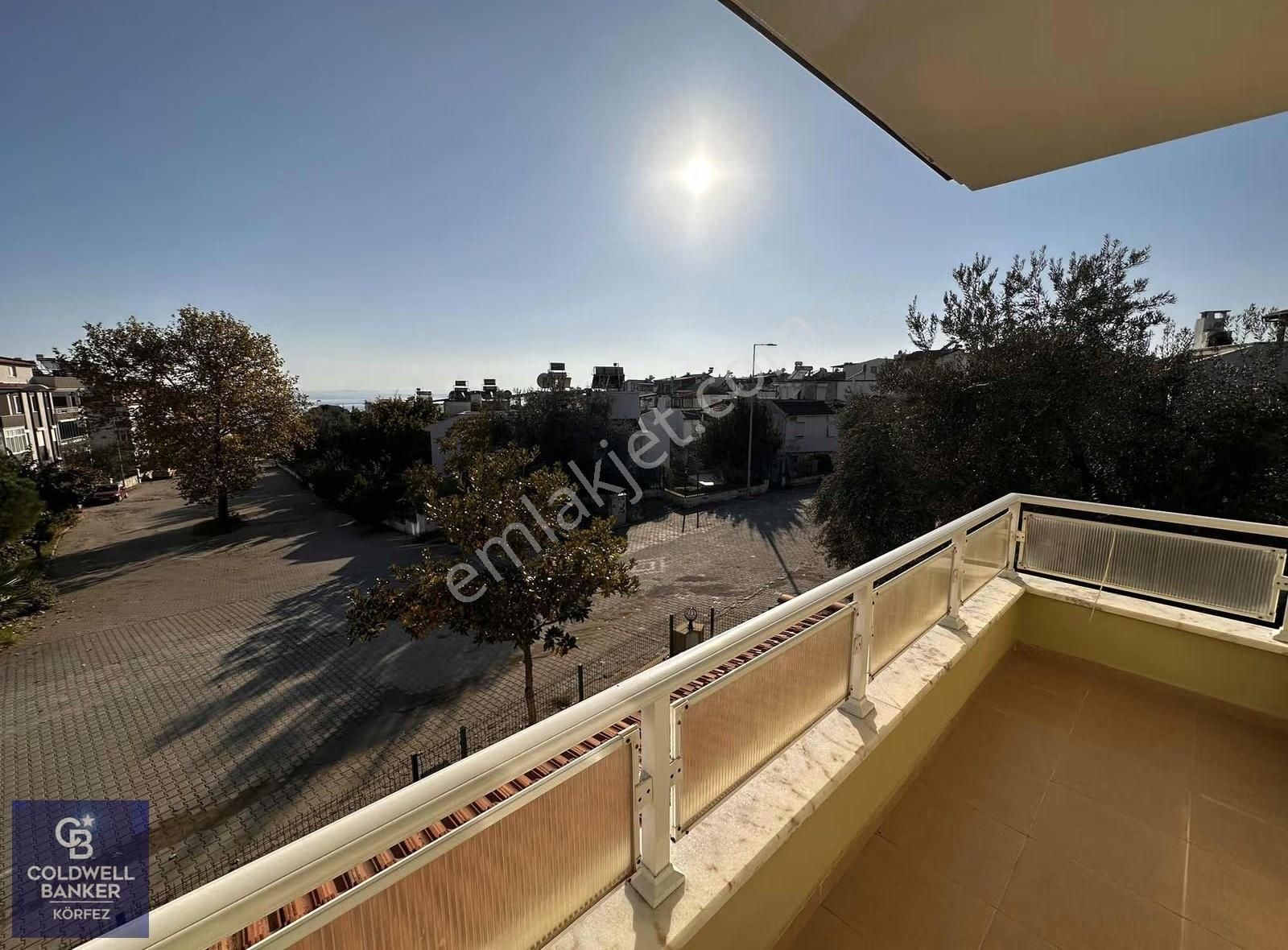 Denize 300 Metre Mesafe De Site İçerisinde Satılık Villa - Görsel 15