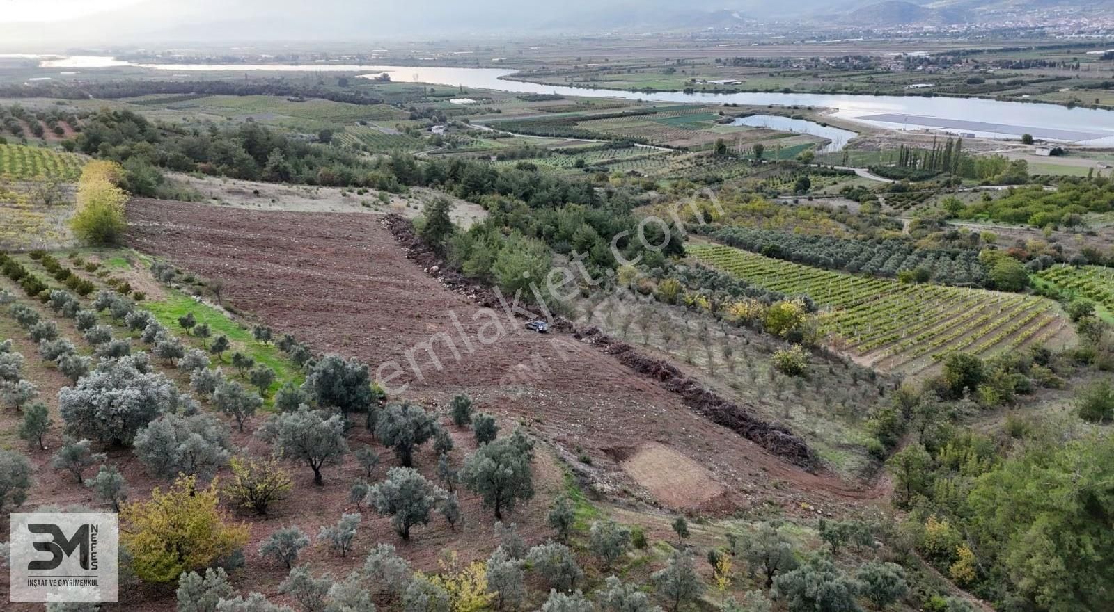 Geyve Bozören Mahallesi 9200 M² Fırsat - Görsel 16