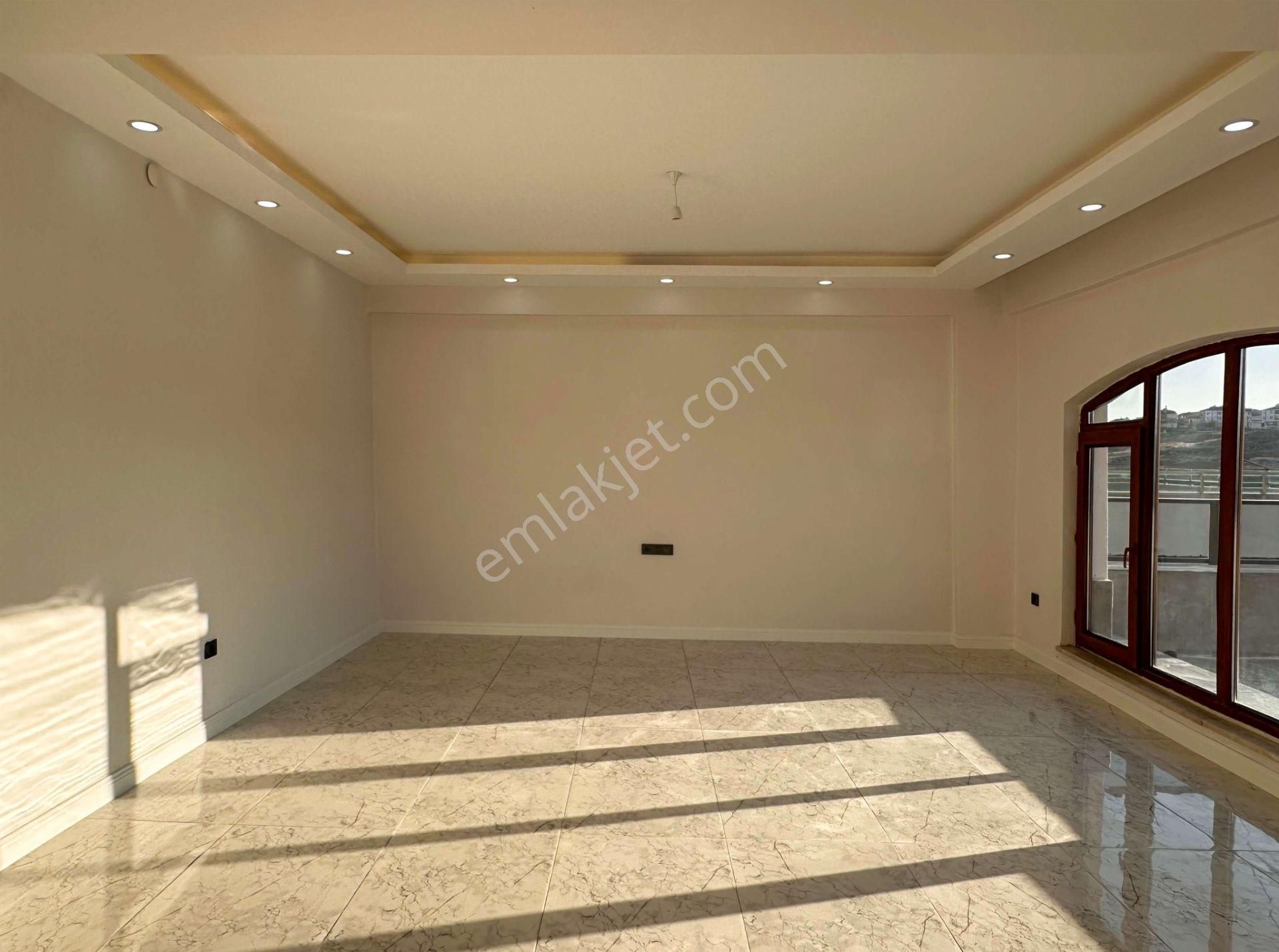 Pirireis Vadisinde 7+2 Tribleks & Bakımlı Satılık Villa - Görsel 7