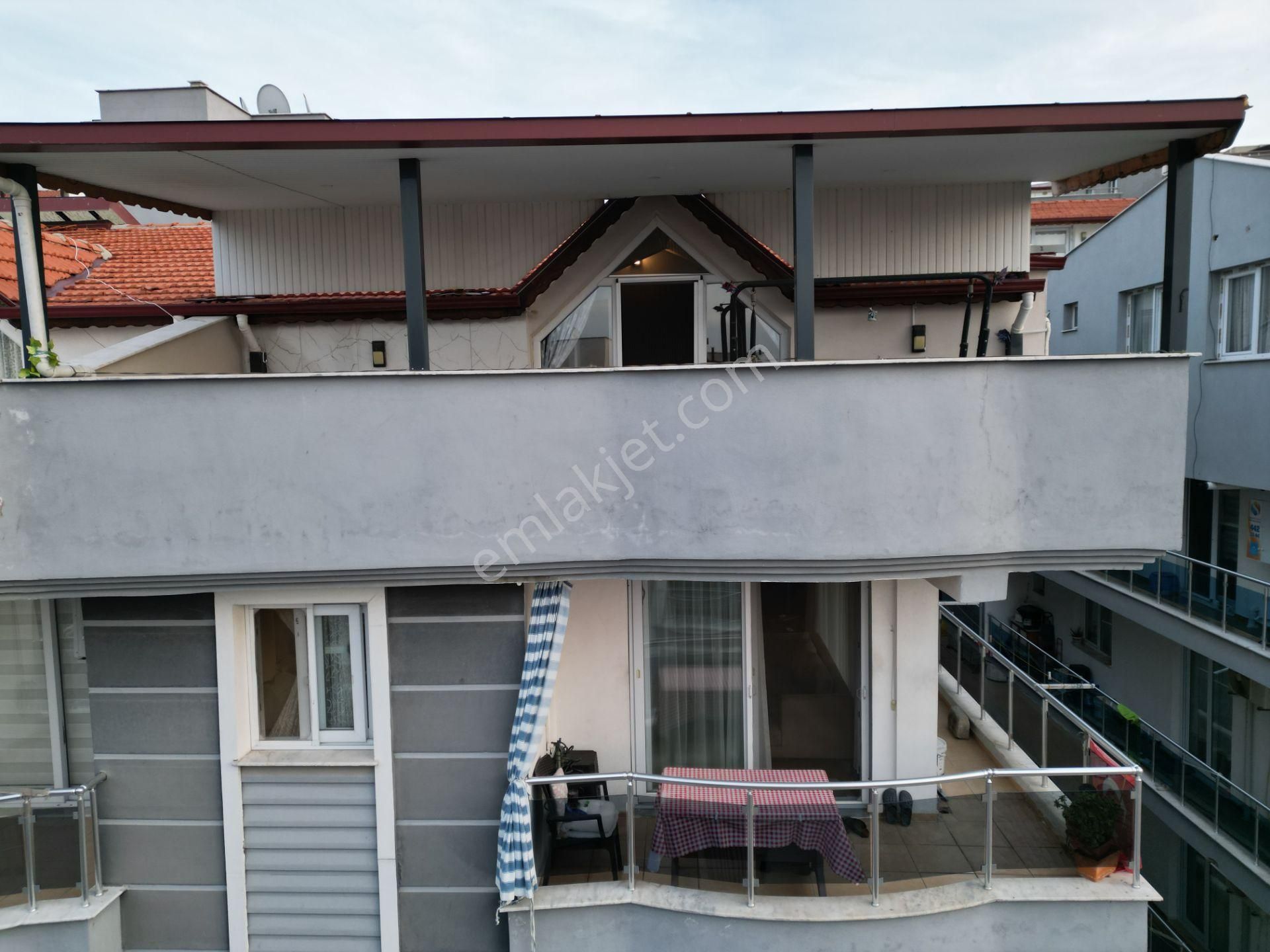 Dikili'de Deniz Manzaralı Teraslı Dubleks Daire Fırsatı - Görsel 25