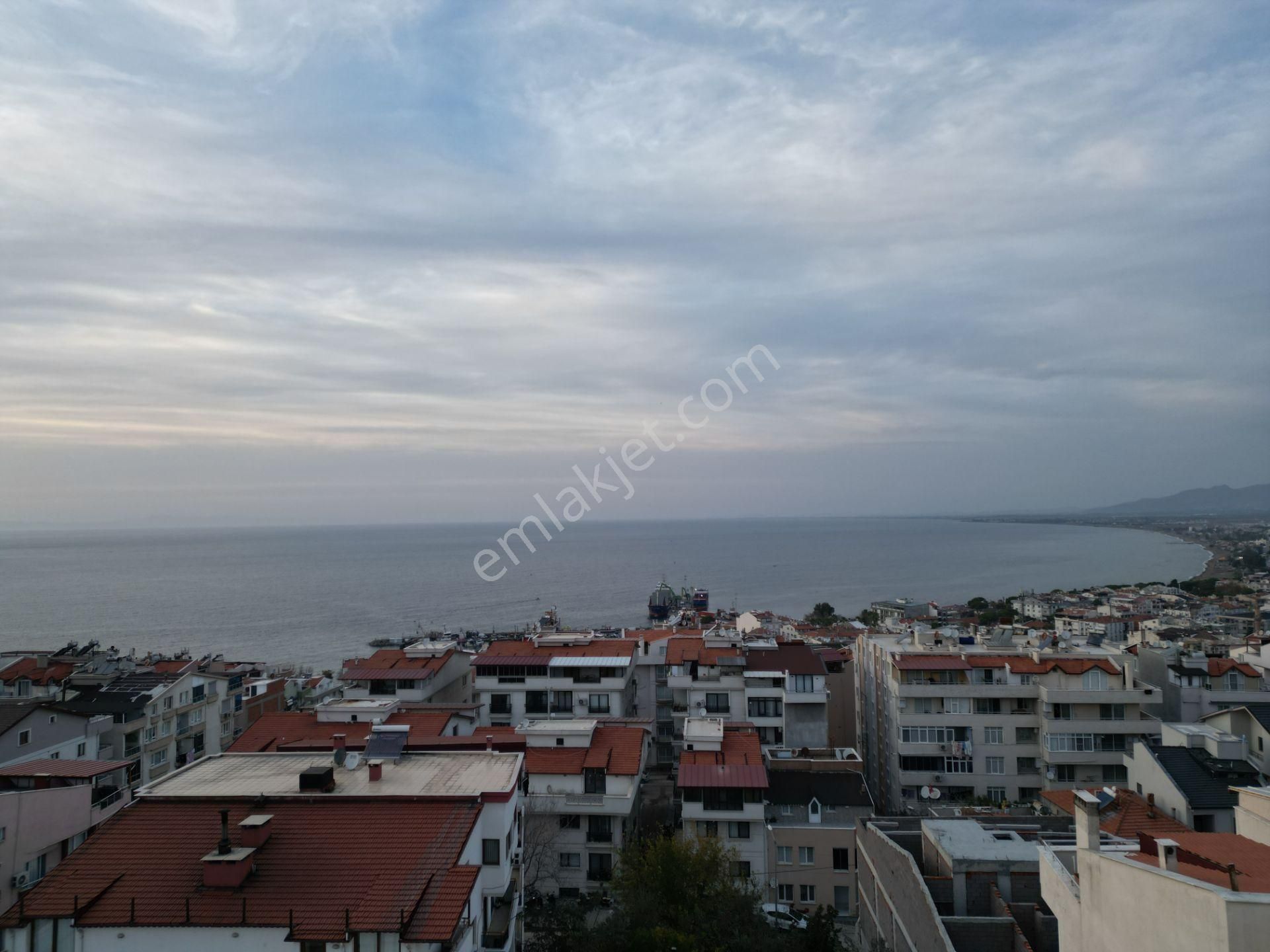 Dikili'de Deniz Manzaralı Teraslı Dubleks Daire Fırsatı - Görsel 20