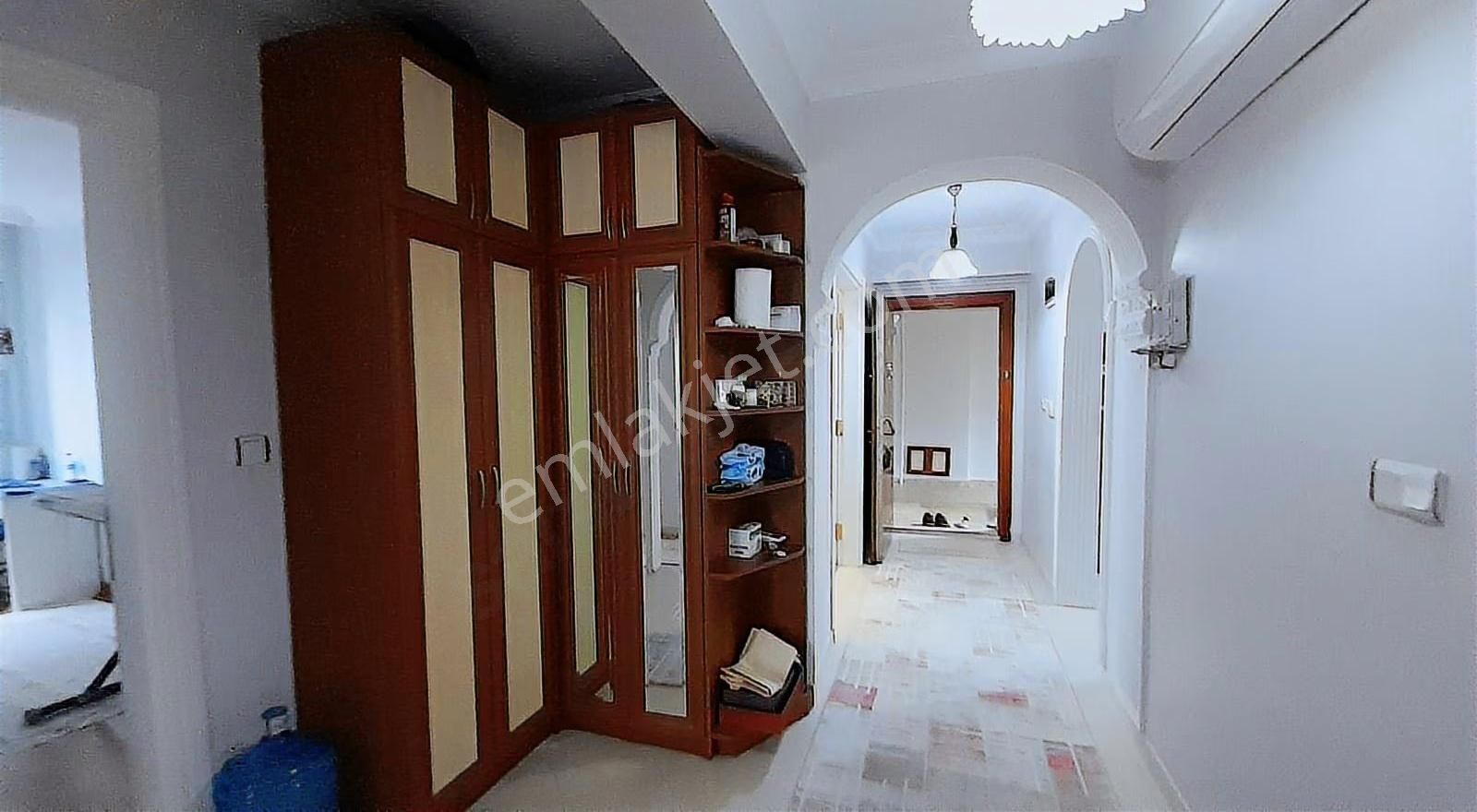 Ataşehir Yenişehir Mh.az Katlı Genç Binada Katta Tek 3+1 Ara Kat - Görsel 13