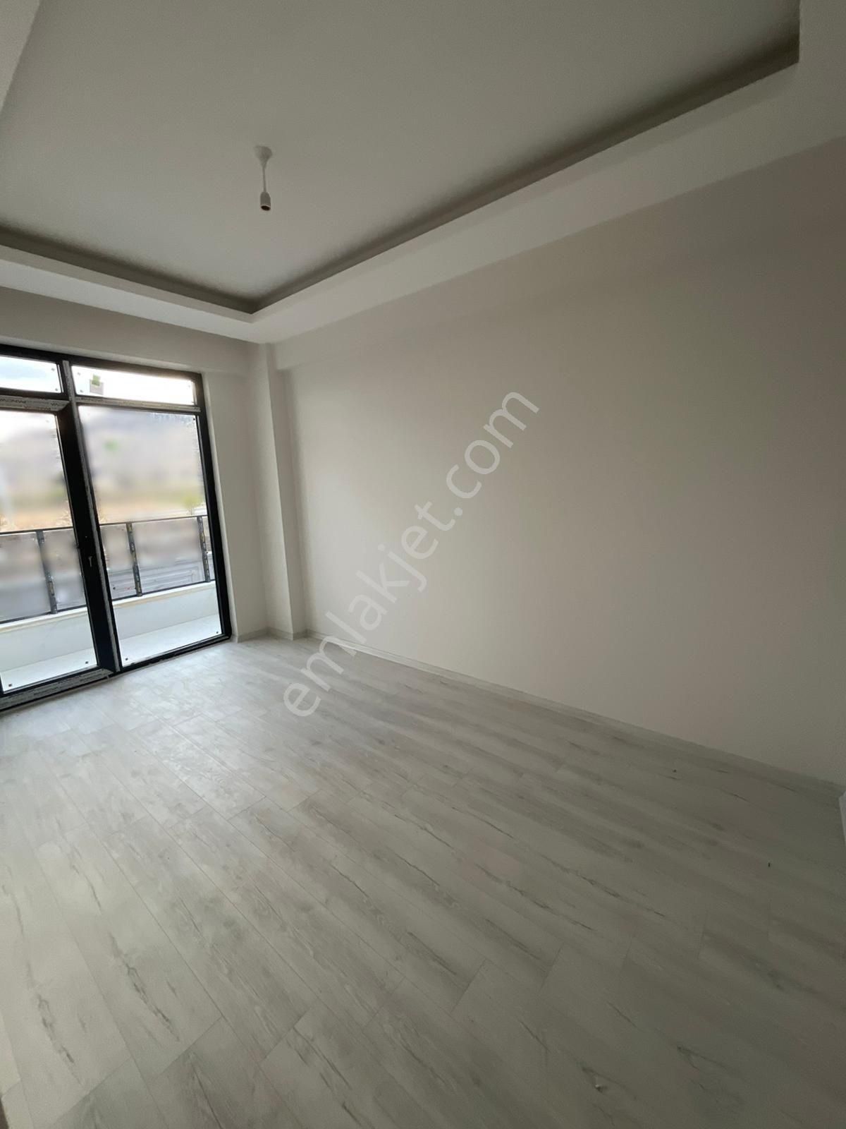 Afyon Üçok Emlaktan Kanlıca Mah Satılık Sıfır Lüx 3+1 Fırsat Daireler - Görsel 3