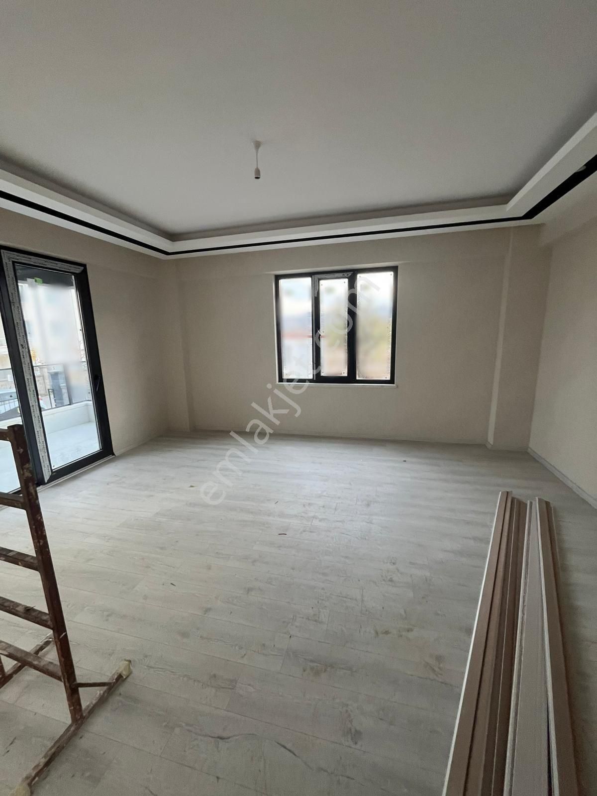 Afyon Üçok Emlaktan Kanlıca Mah Satılık Sıfır Lüx 3+1 Fırsat Daireler - Görsel 2