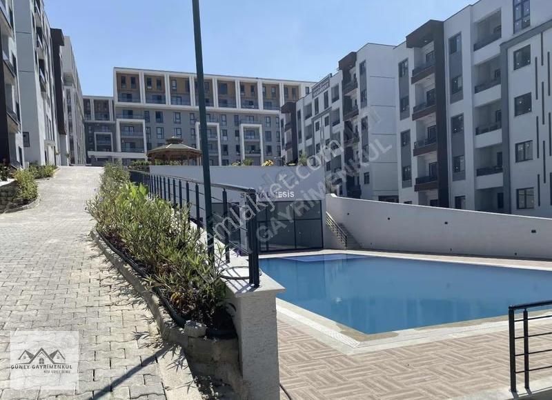 Güney'den Yaşamkent Sitesinde Arakat 2+1 Eşyalı Kiralık
