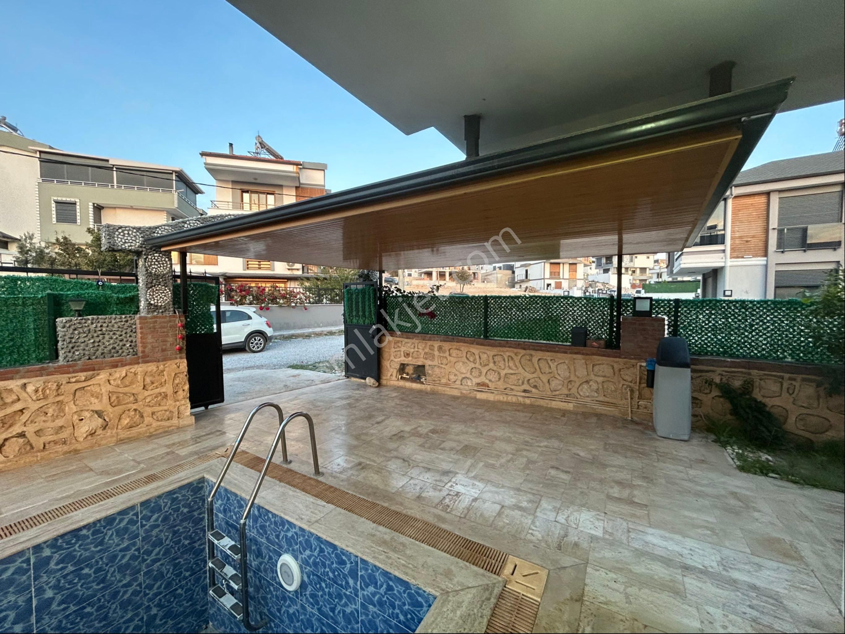 Didim Hisarda Eşyalı Havuzlu Kış Bahçeli 3+1 Villa - Görsel 6