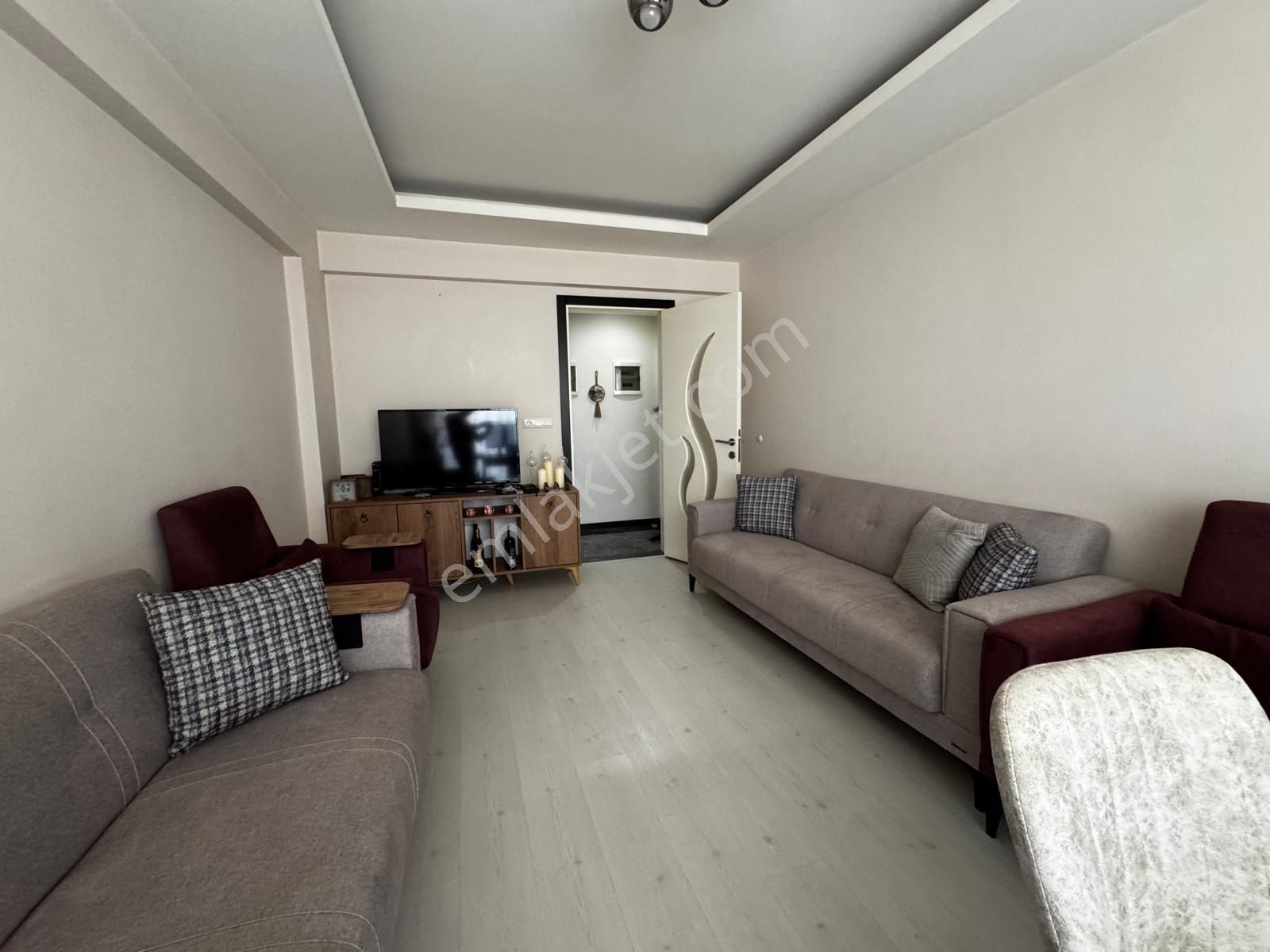 Kaan Emlaktan Fesleğen Mahallesinde Arakat Assansörlü Satılık Daire - Görsel 2