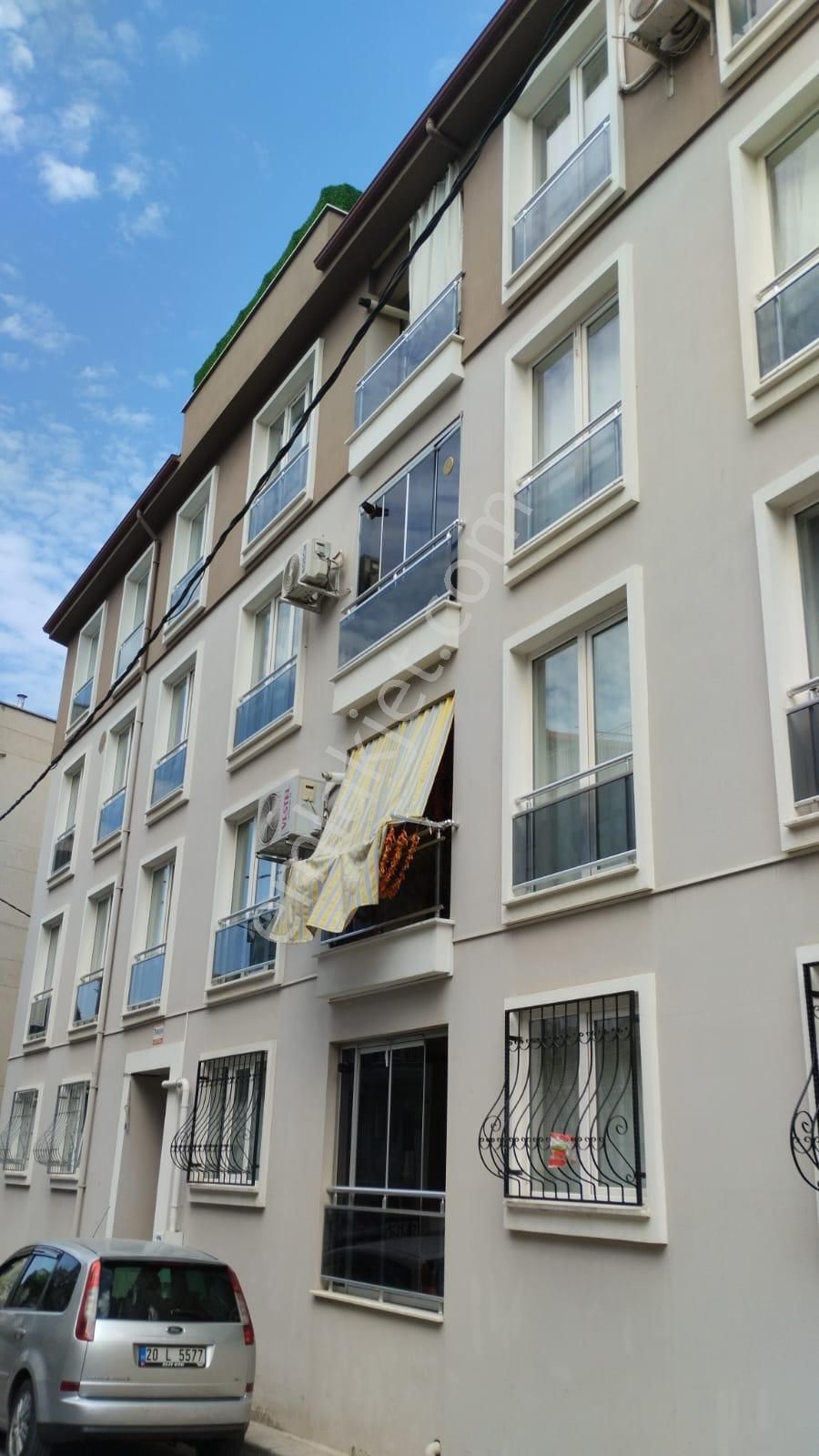 Kaan Emlaktan Fesleğen Mahallesinde Arakat Assansörlü Satılık Daire - Görsel 16