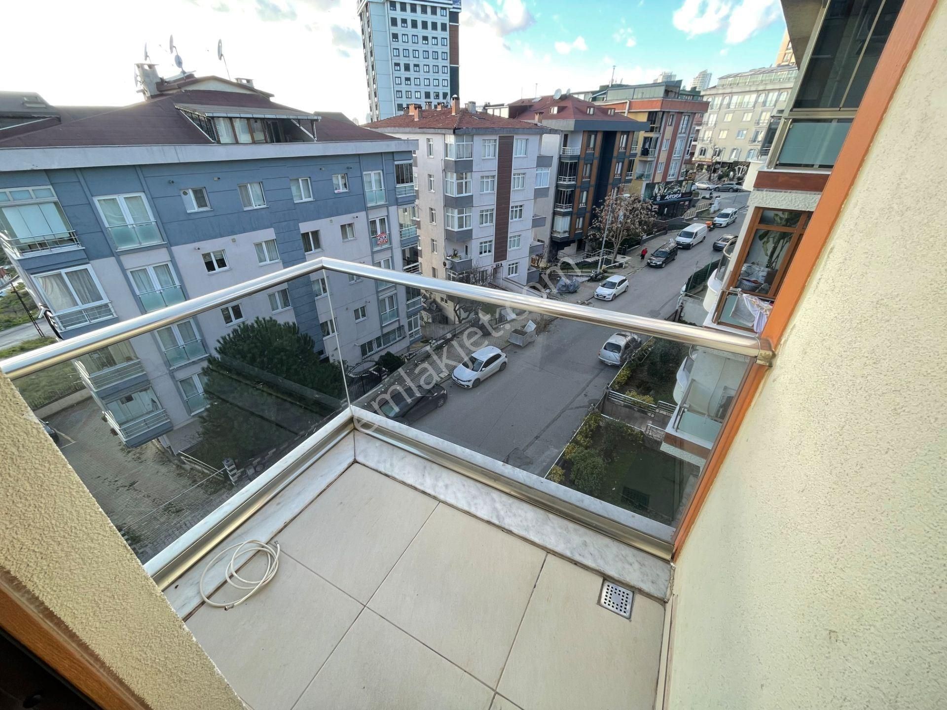 İnönü Mah.'de Ulaşıma, Marketlere, Yeditepe Ünversitesine Yakın Genç Binada 3+1 - Görsel 6