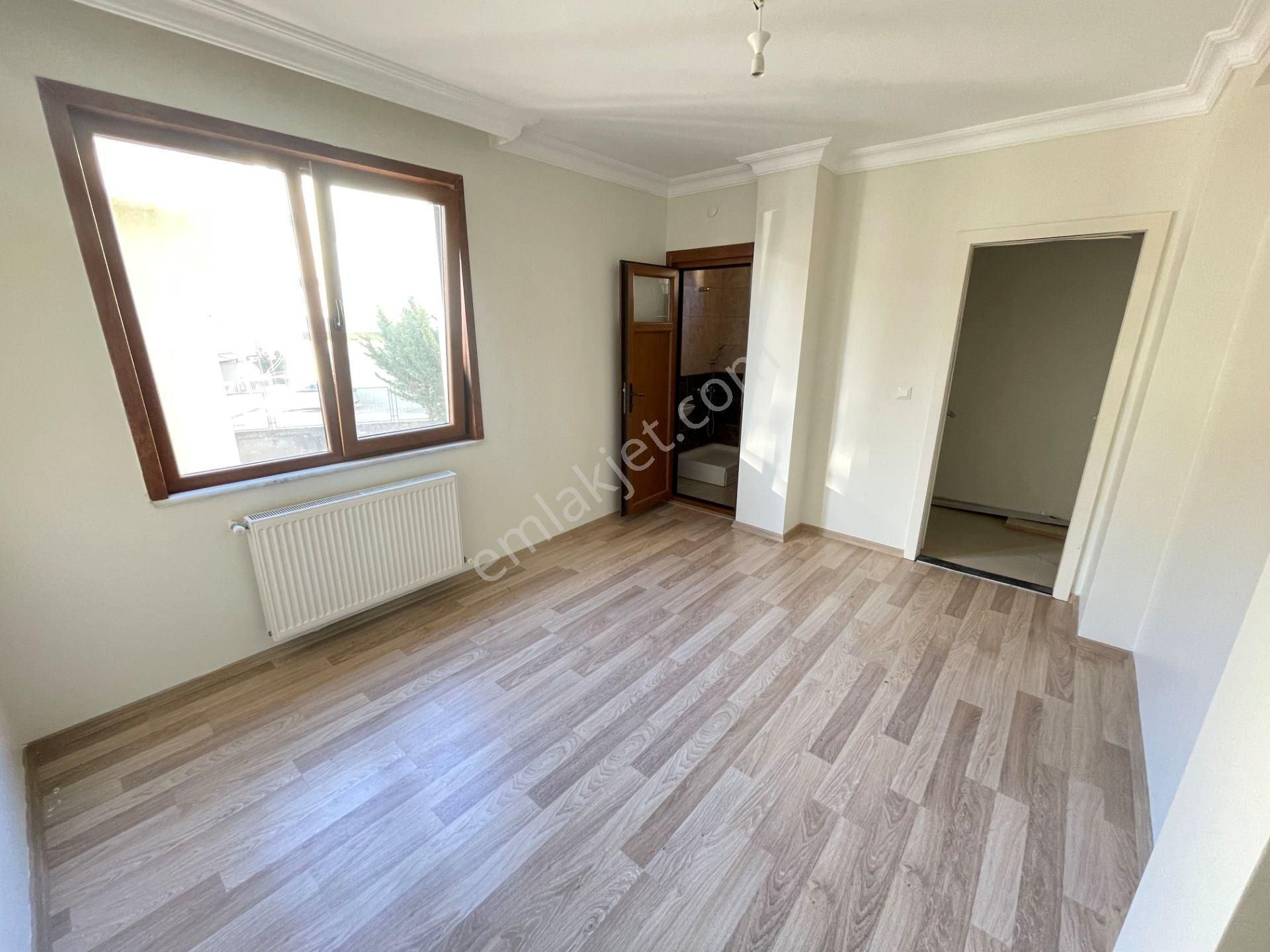 İnönü Mah.'de Ulaşıma, Marketlere, Yeditepe Ünversitesine Yakın Genç Binada 3+1 - Görsel 25