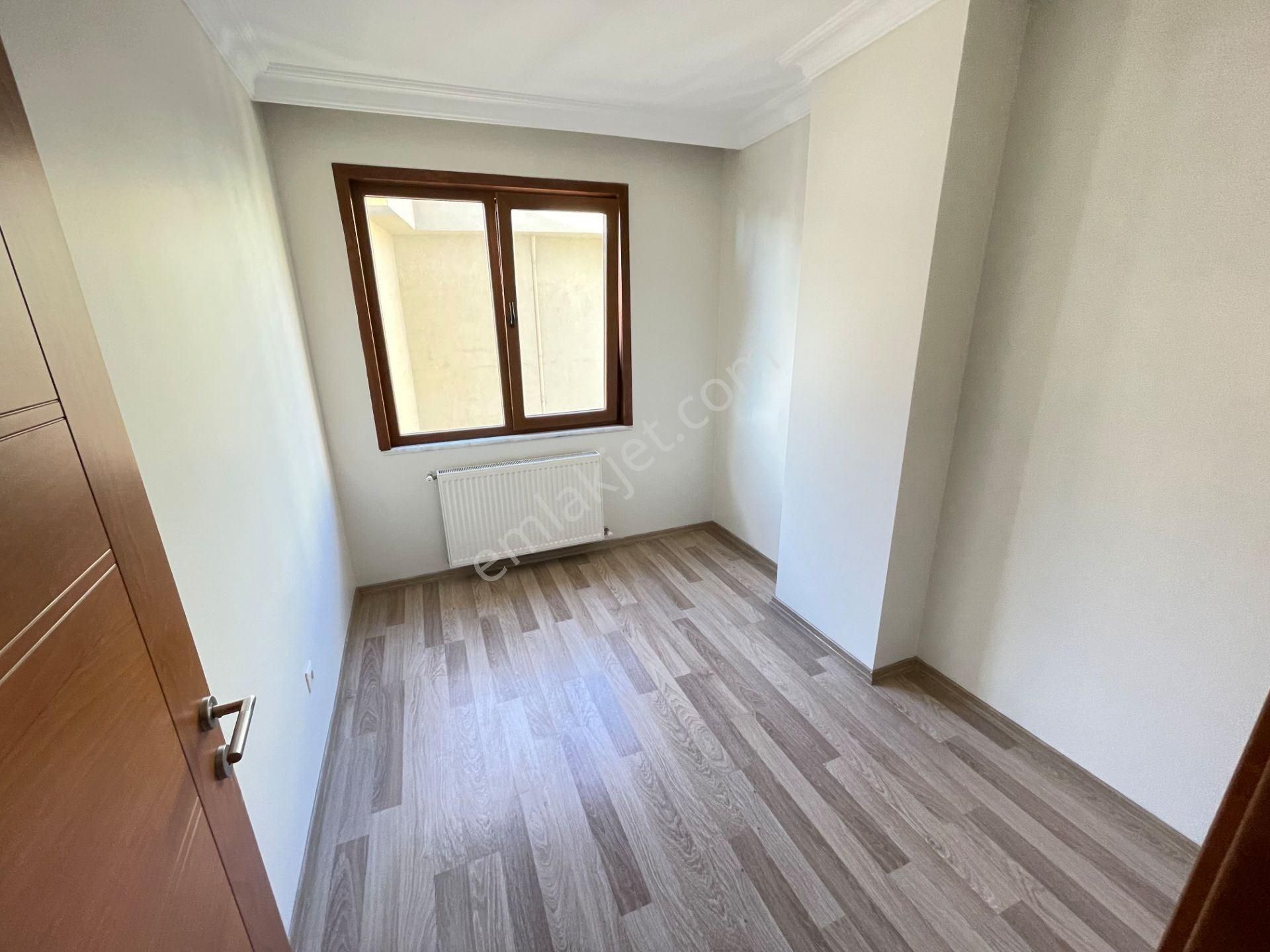 İnönü Mah.'de Ulaşıma, Marketlere, Yeditepe Ünversitesine Yakın Genç Binada 3+1 - Görsel 23