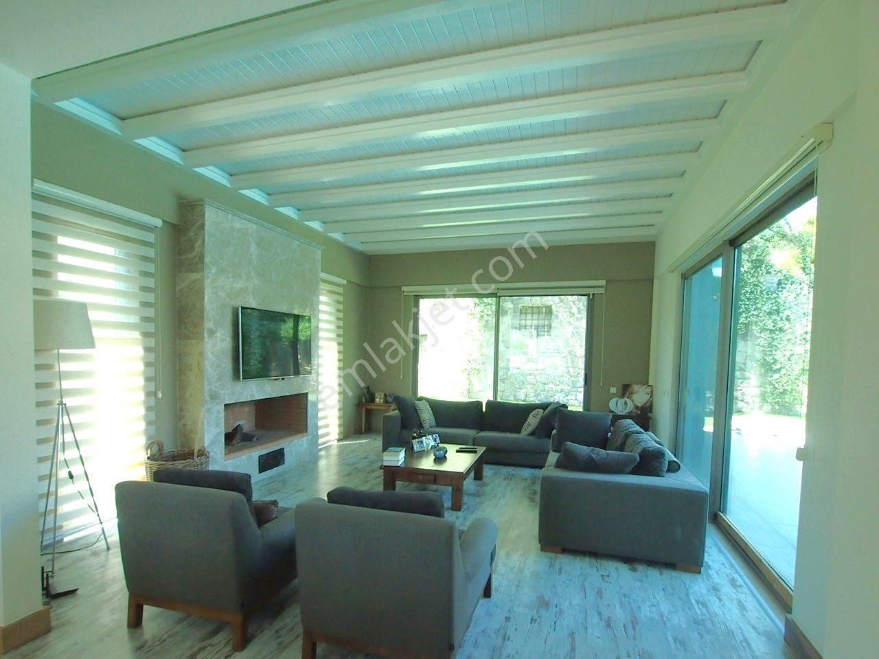 Bodrum Torbada Satılık Müstakil Bahçeli Lüks Villa Korunaklı Ev Havuzlu Bakımlı - Görsel 17