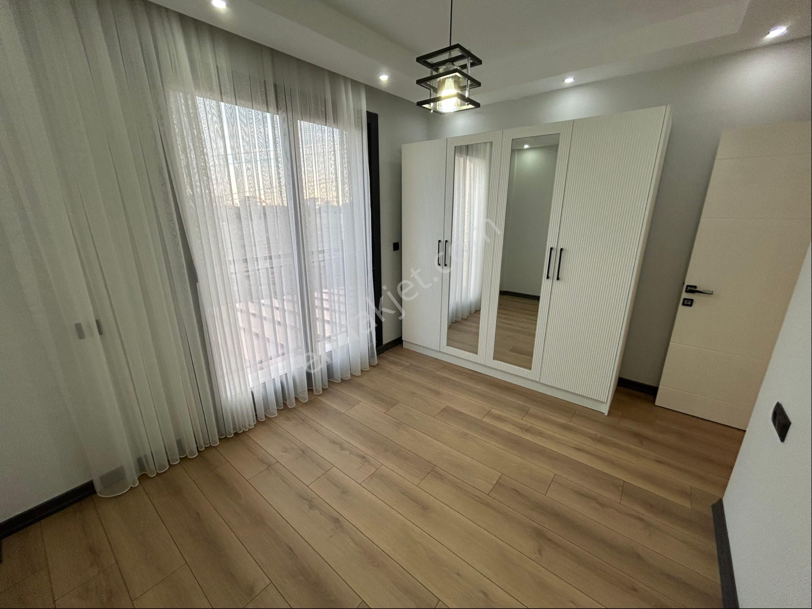 Didim Hisarda 3+1 Eşyalı Kış Bahçeli Havuzlu Villa - Görsel 18