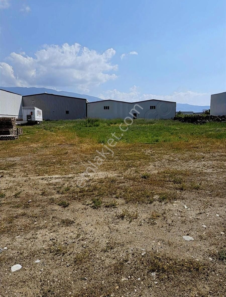 Ana Cadde Üzeri Her İşe Uygun Kiralık Arazi - Görsel 3