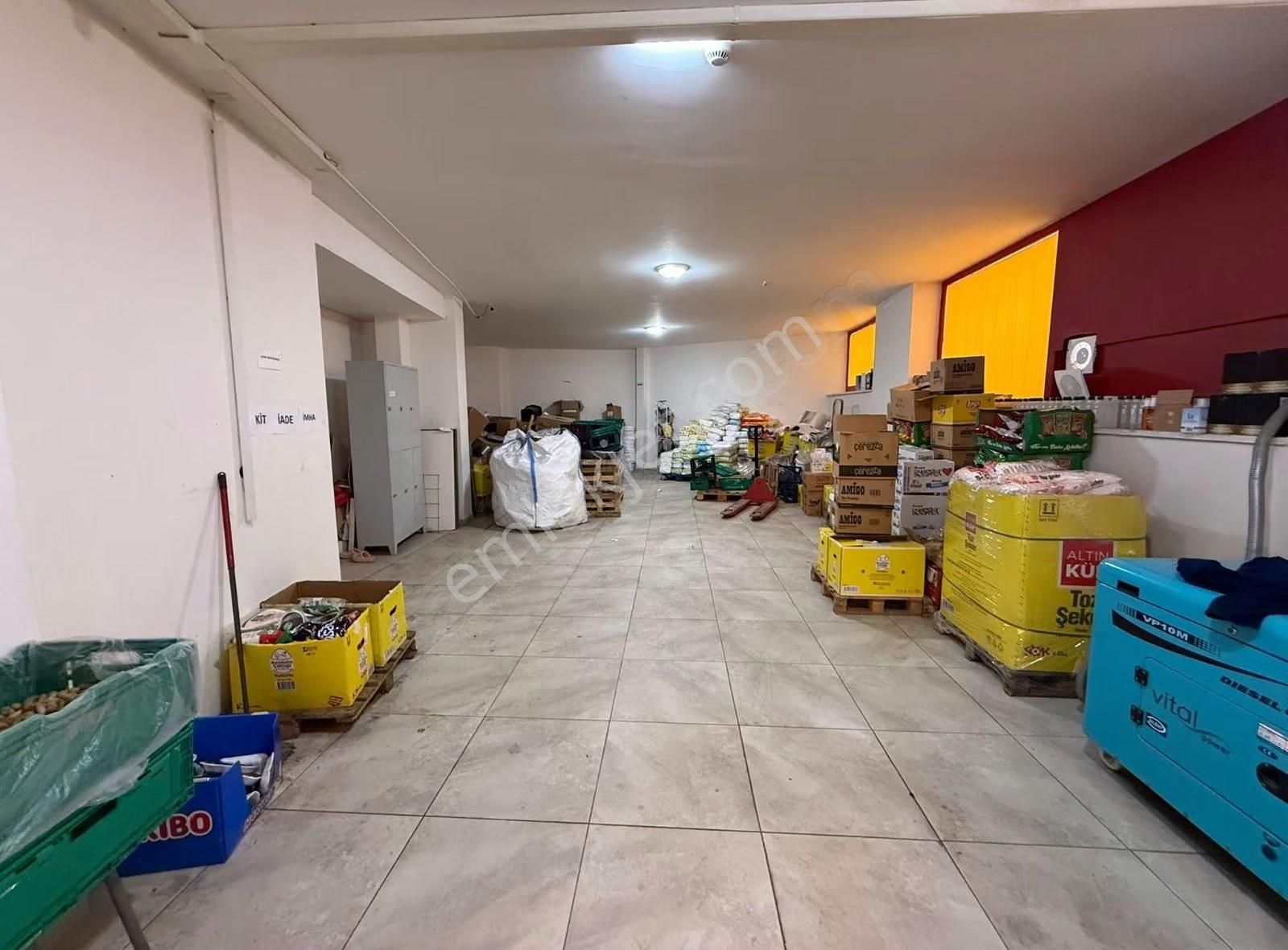 Şehrin Merkezinde Kurumsal Kiracılı Mağaza - Görsel 4