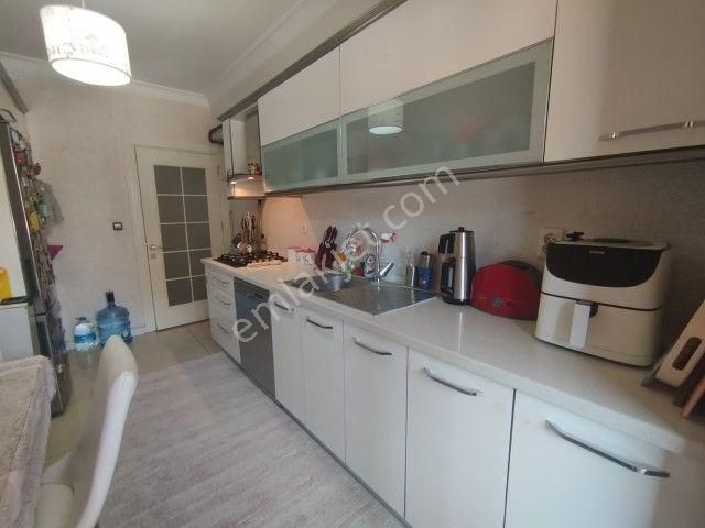 Karşıyaka Yalı Mahallesinde 2+1 Satılık Daire - Görsel 9