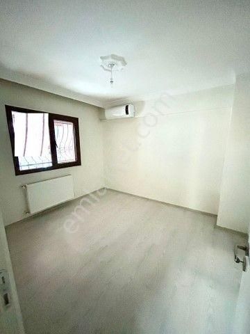 Karşıyaka Yalı Mahallesinde 2+1 Satılık Daire - Görsel 2