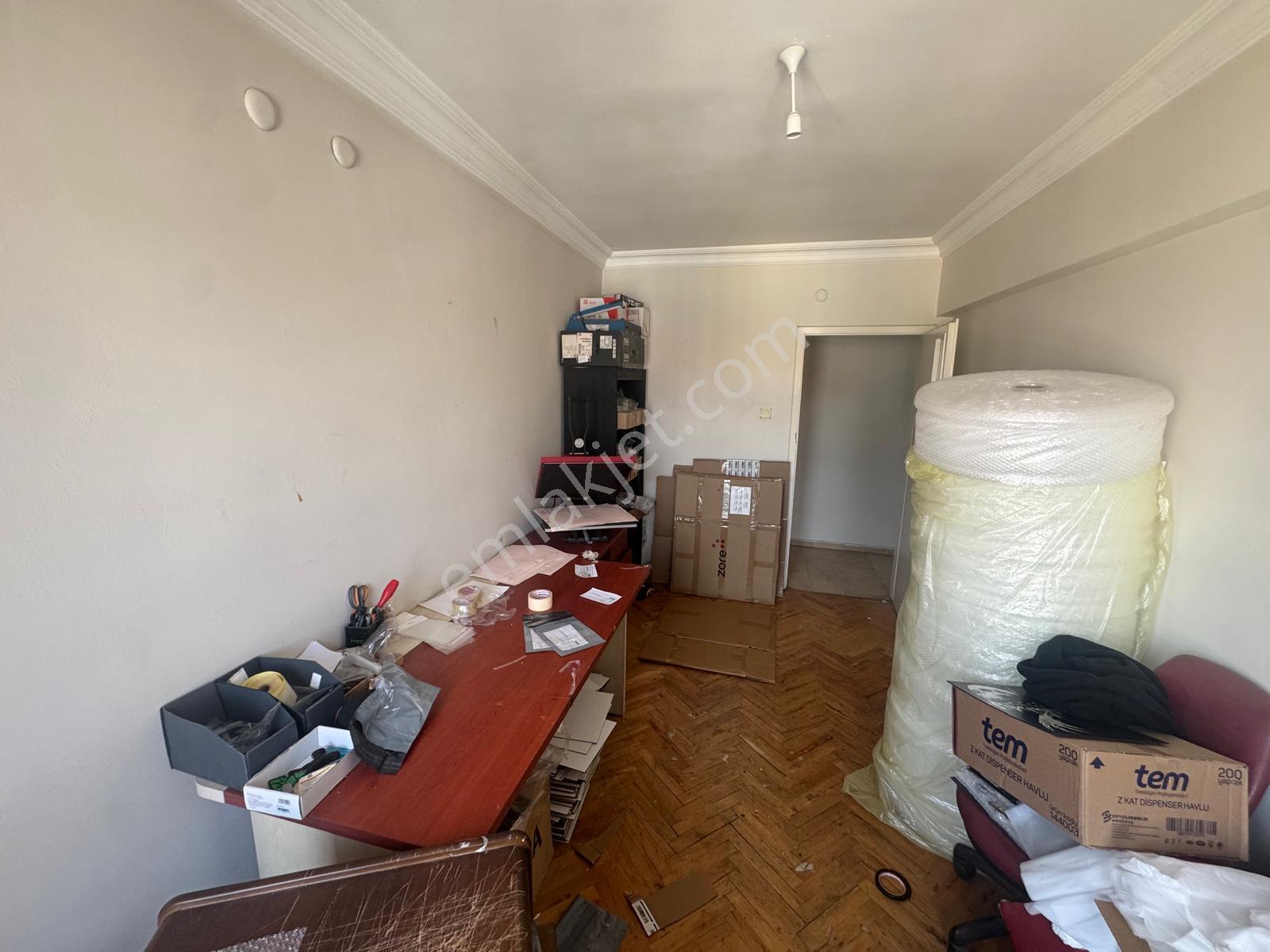 Necatibey Hanımeli Sokak'ta 1+1 Satılık Ofis - Görsel 15