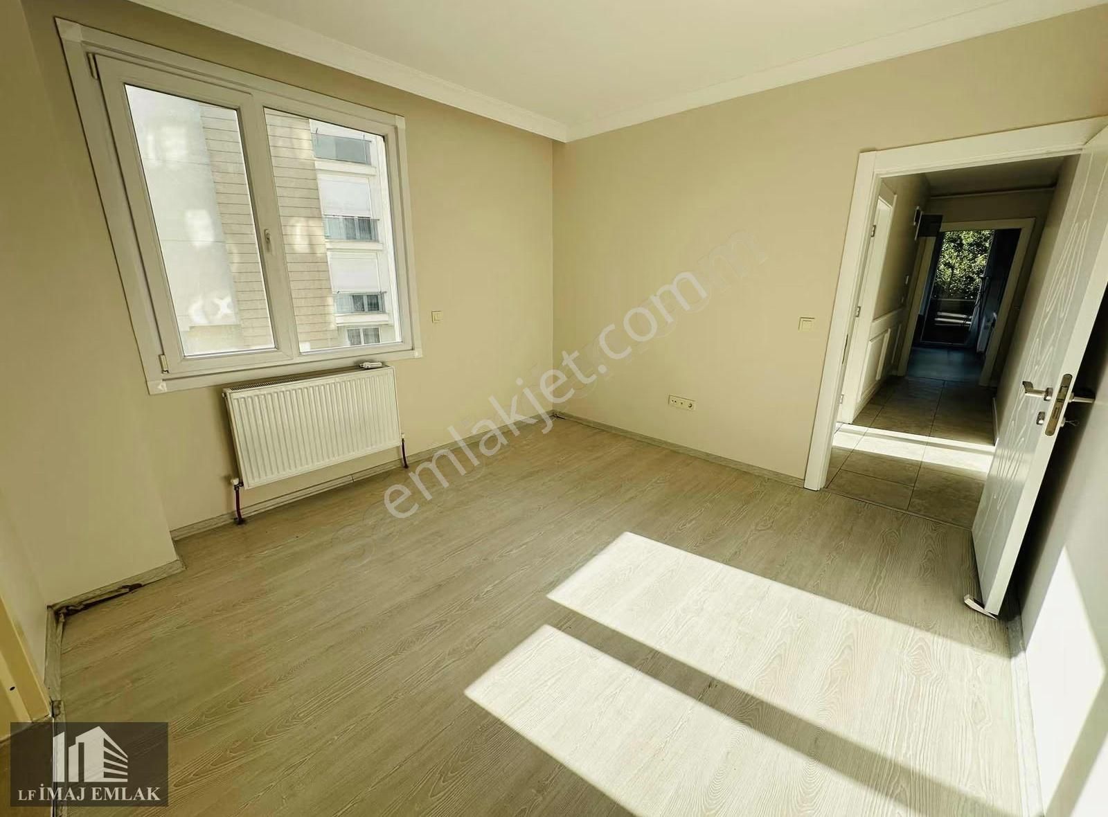 Kozyatağı Marmara Caddesinde Ön Cephe Satılık 2+1 - Görsel 14