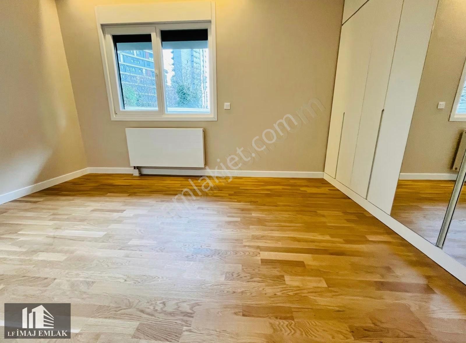 Caddebostan Sahilde Yazlık Gibi Bahçe Kullanımlı Müstakil 3+1lüx - Görsel 24