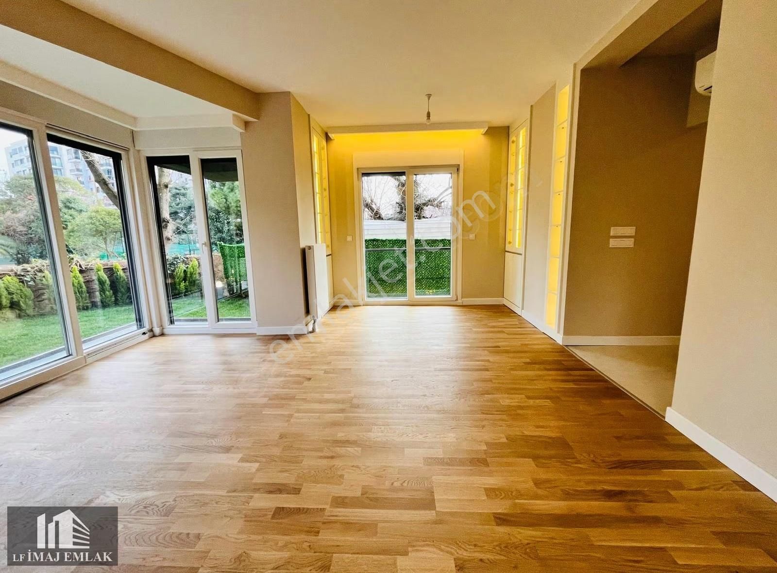 Caddebostan Sahilde Yazlık Gibi Bahçe Kullanımlı Müstakil 3+1lüx - Görsel 34