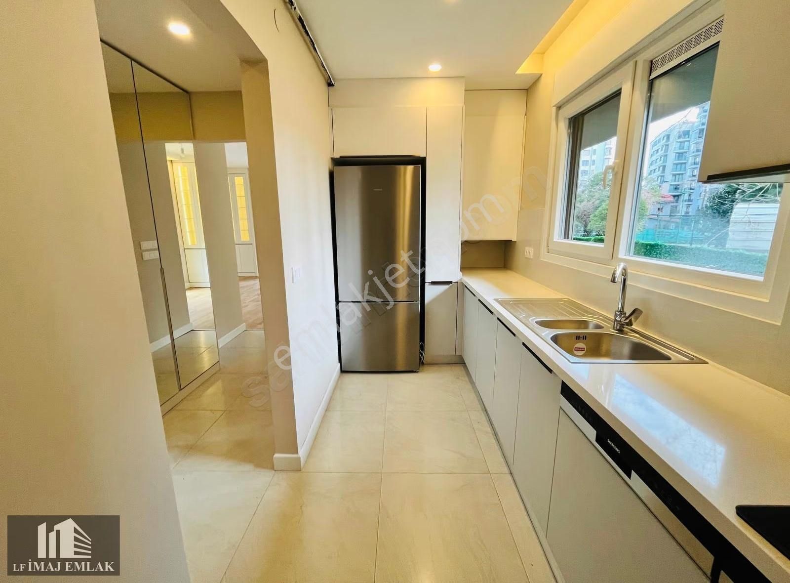 Caddebostan Sahilde Yazlık Gibi Bahçe Kullanımlı Müstakil 3+1lüx - Görsel 13