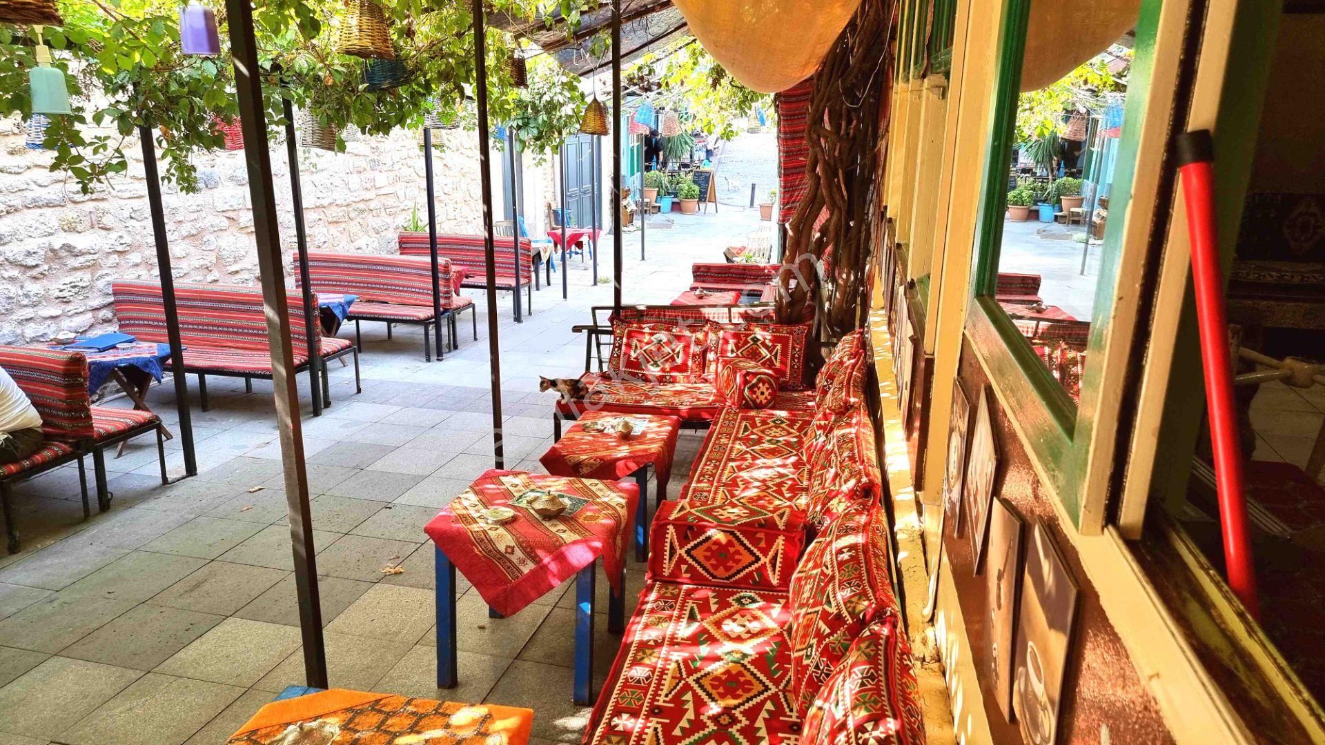 Fatih Samatya Restoranlar Bölgesinde Satılık 2 Katlı Ev/işyeri - Görsel 7