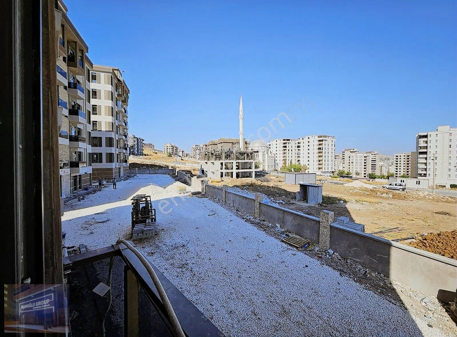 Batıkentte Fuar Alanına Yakın Yerden Isıtmalı Lüx Daire - Görsel 8