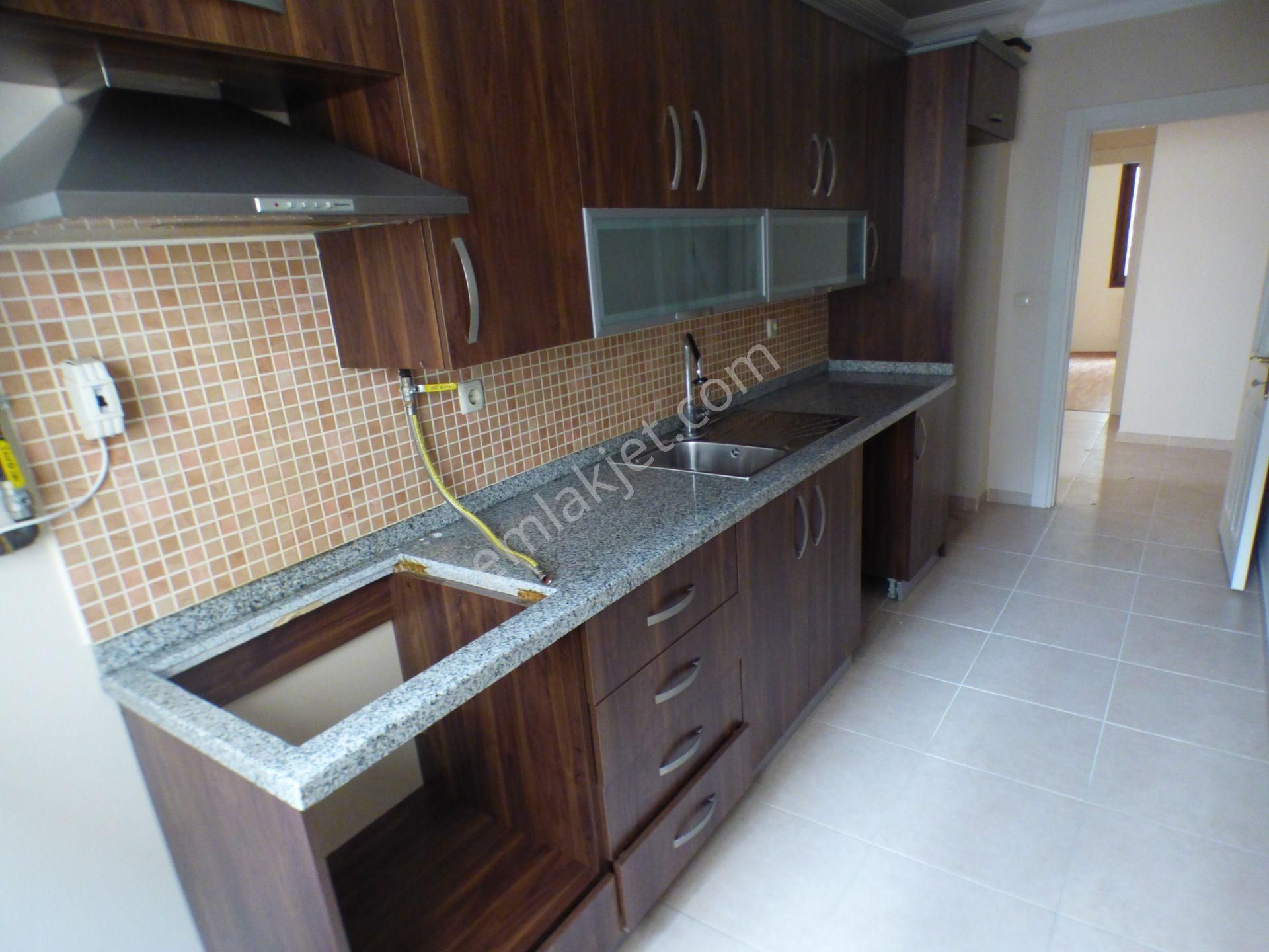 Oryaştan Ataşehir İnönüde Metroya Yakın 100m2 2+1 Arakat Daire - Görsel 7