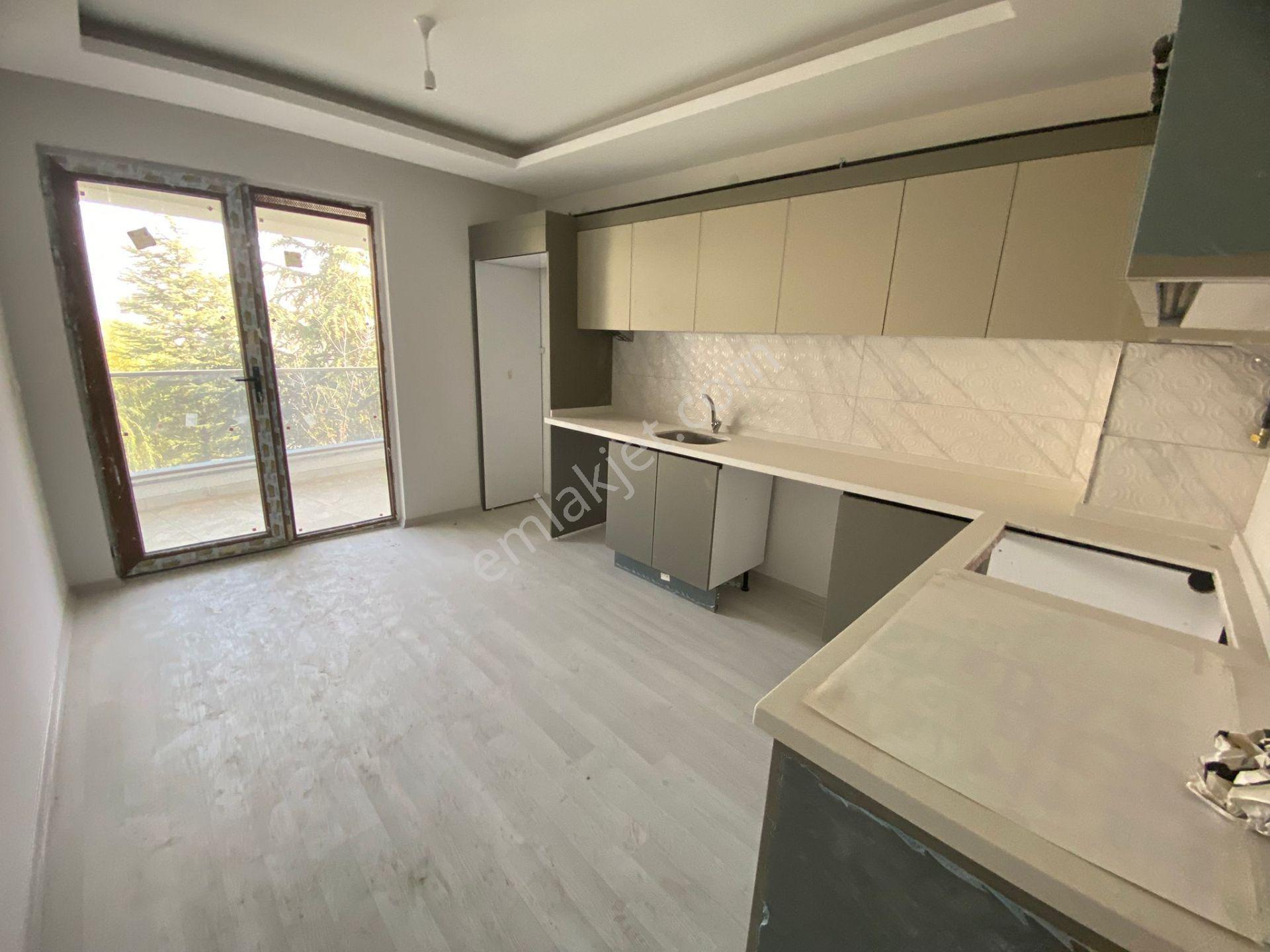 Sınırsız Kredi Park Önü Özel Garaj İskanlı 135m² 3+1 Daire Bk-23 - Görsel 3