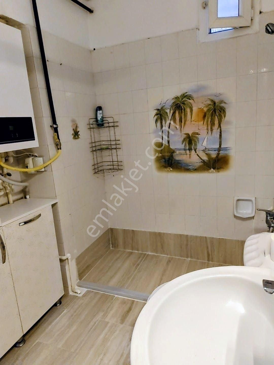 Bahçelievler’de Merkezi Konumda Yenilenmiş 3+1 Daire - Görsel 7