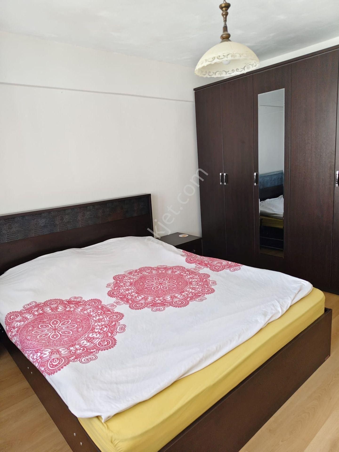 Bahçelievler’de Merkezi Konumda Yenilenmiş 3+1 Daire - Görsel 10