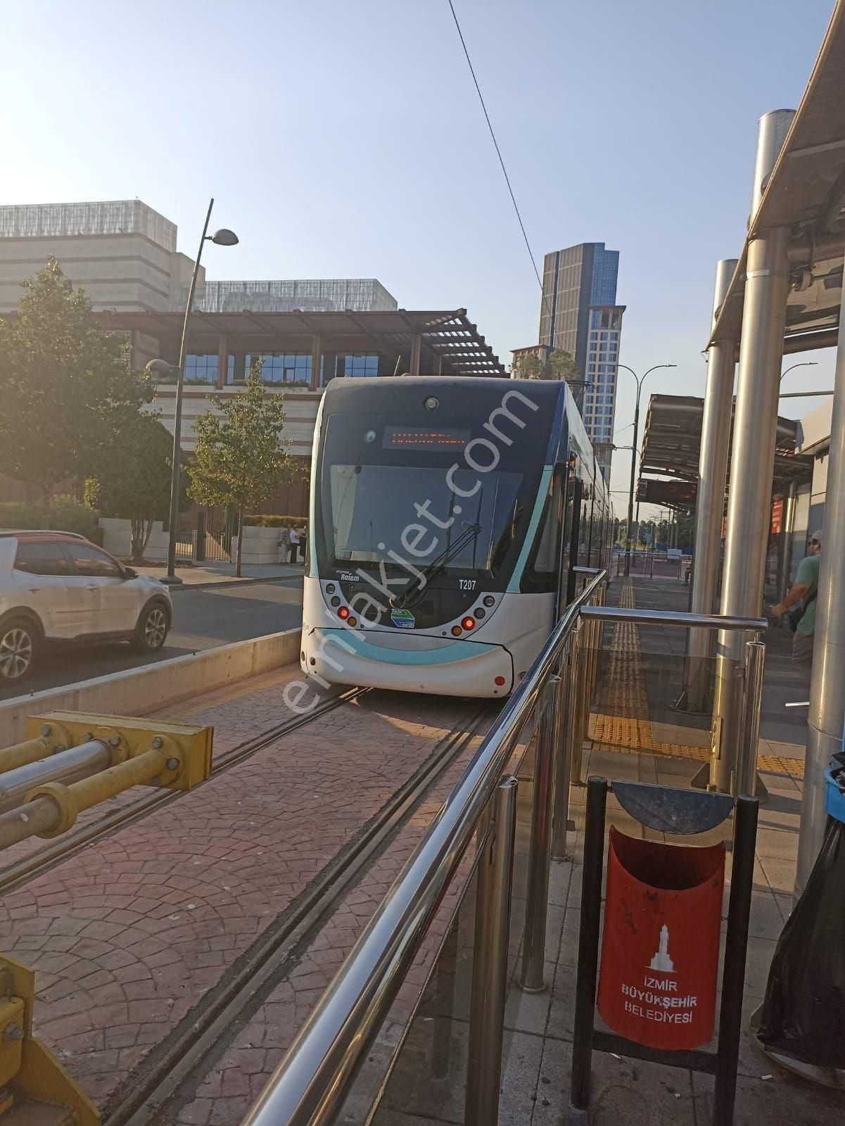 Üçkuyular’da Asansörlü, 3+1, Geniş Ve Kullanışlı Daire - Görsel 3