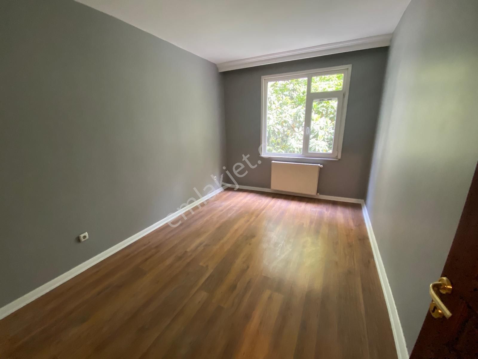 Suadiyede 2+1 Net 80m2 Kavisli Sokakta Satılık Yatırımlık Daire - Görsel 21