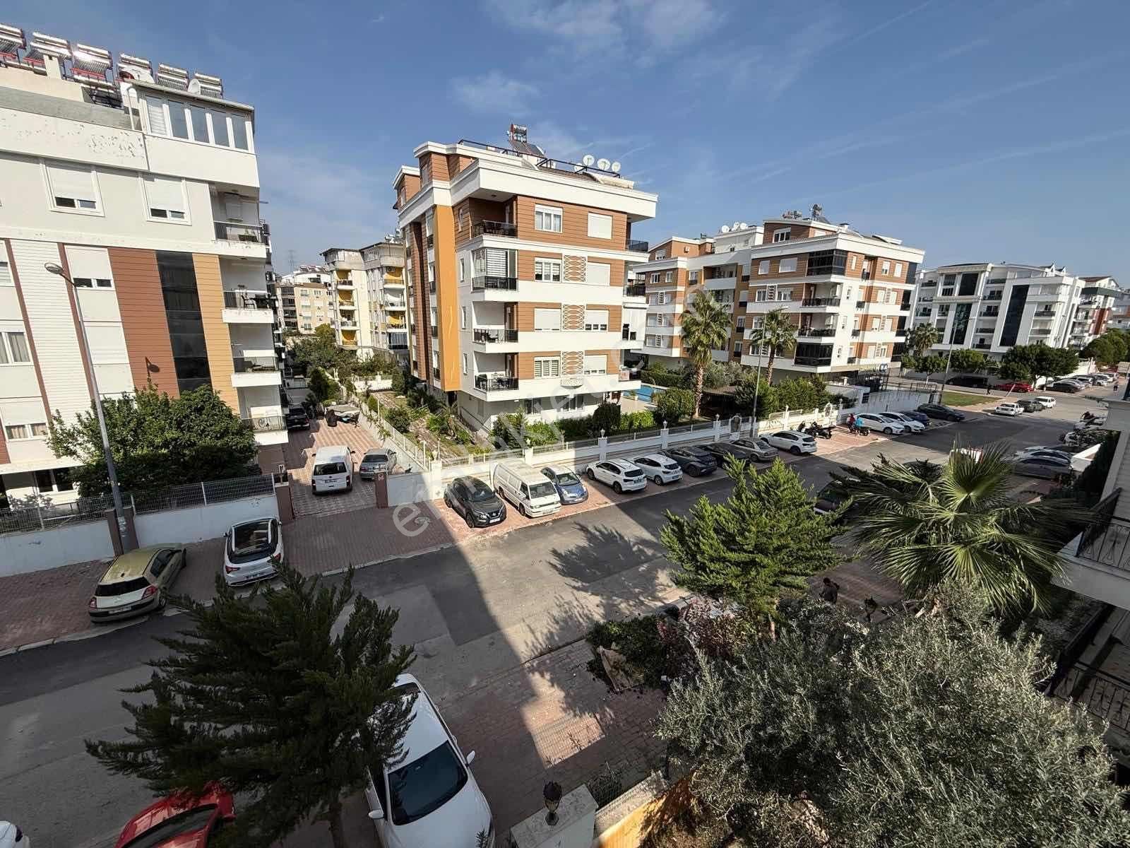 Antalya Konyaaltı Lüks Site İçinde Geniş Tertemiz 1+1 Kiralık - Görsel 25