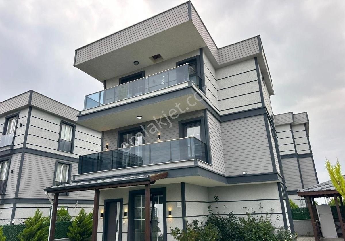 Tekirdağ Marmara Ereğlisi Dereağzı Mahallesinde Satılık Devasa Villa - Görsel 10